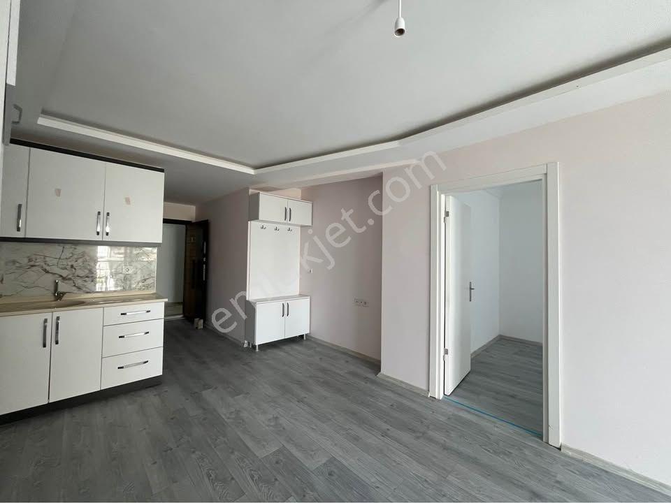 Beylikdüzü Osb Mah Medilife Has Arkasında Metrobüse Komşu 1+1 Dairemiz — fotoğraf 5