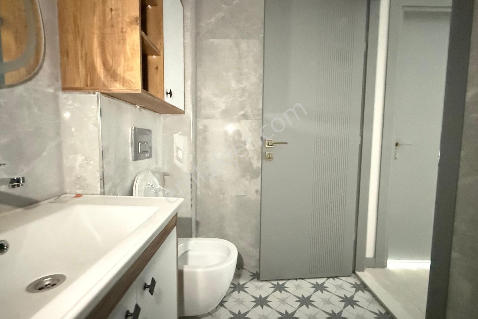 Yenifoça Cumhuriyet Mahallesinde Denize Sıfır 2+1 Dubleks Daire — fotoğraf 18