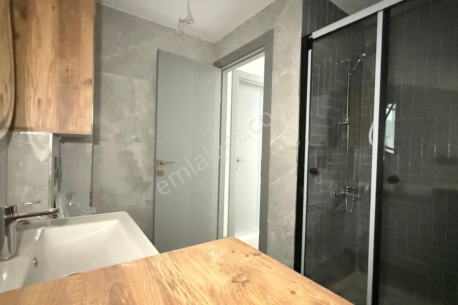 Yenifoça Cumhuriyet Mahallesinde Denize Sıfır 2+1 Dubleks Daire — fotoğraf 19