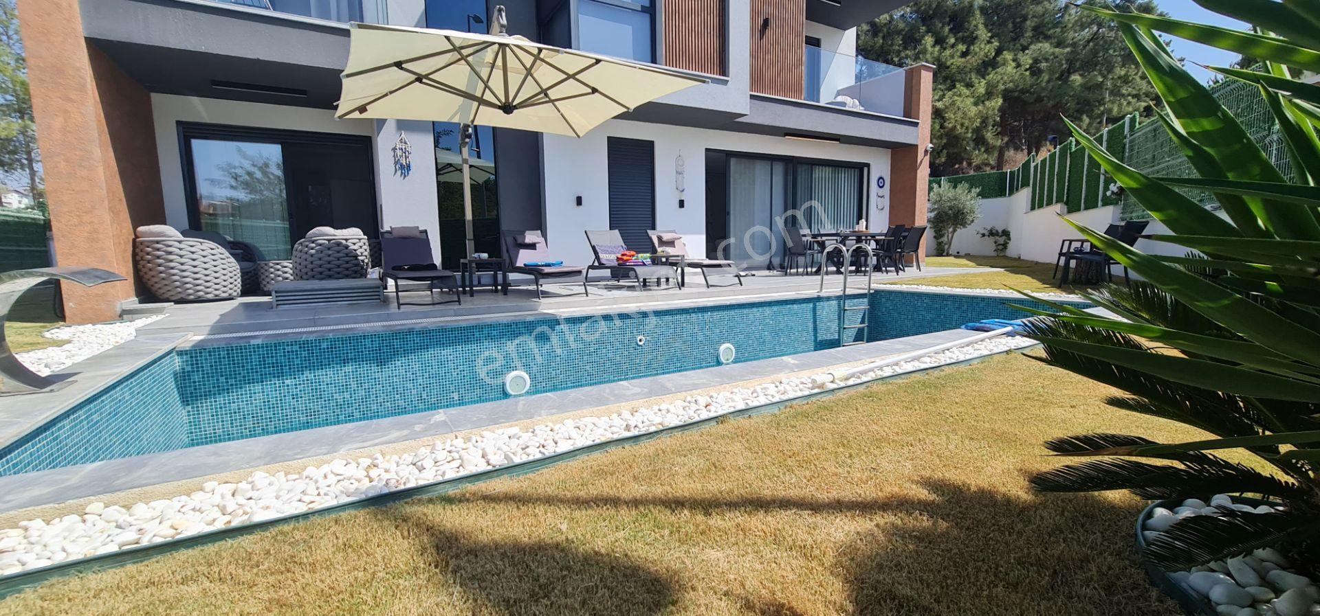 Kuşadası Satılık Soğucak Mevkii 4+1 Tek Müstakil Villa — fotoğraf 9