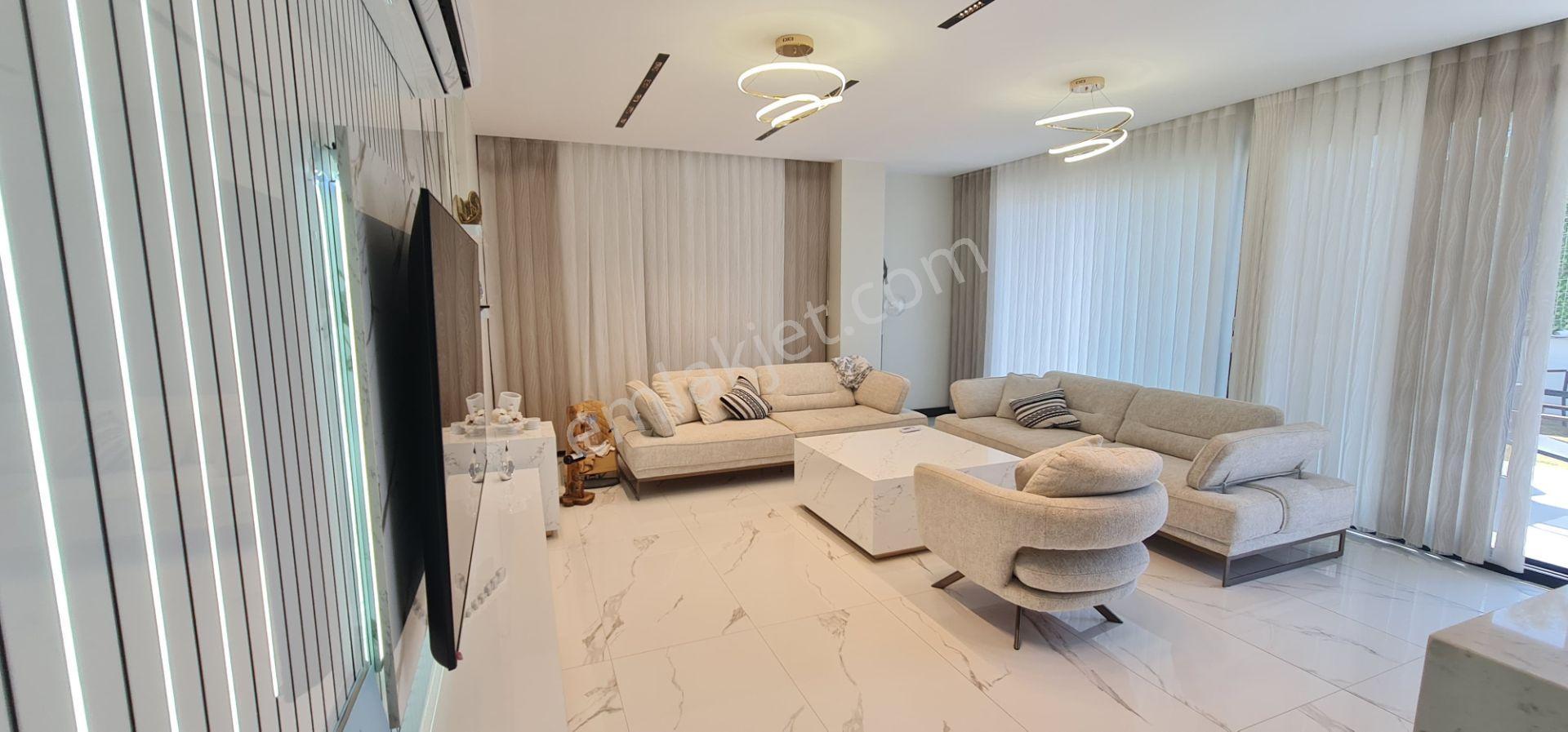 Kuşadası Satılık Soğucak Mevkii 4+1 Tek Müstakil Villa — fotoğraf 20