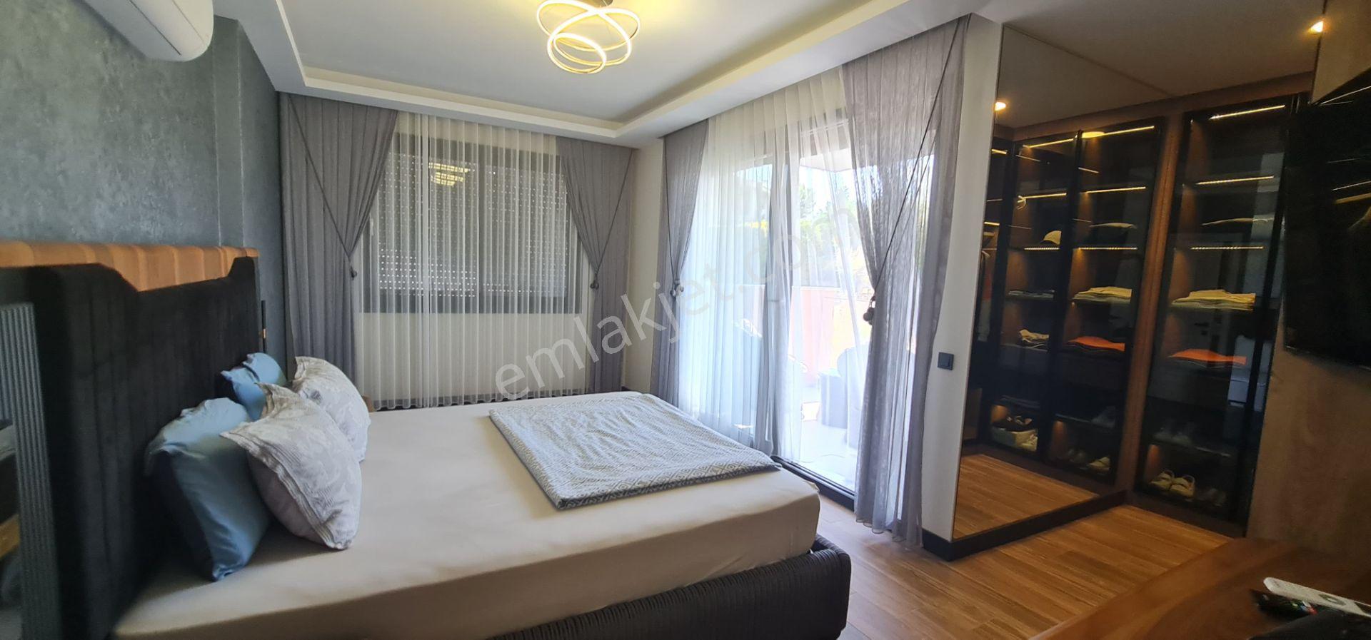Kuşadası Satılık Soğucak Mevkii 4+1 Tek Müstakil Villa — fotoğraf 31