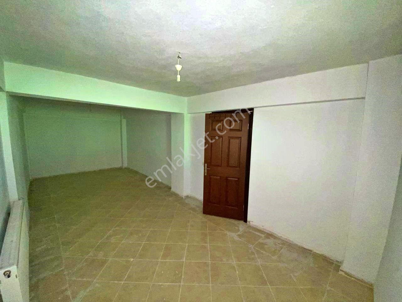 Uytundan Edremitte Daire Fiyatına 5+1 Satılık Tripleks Villa — fotoğraf 27