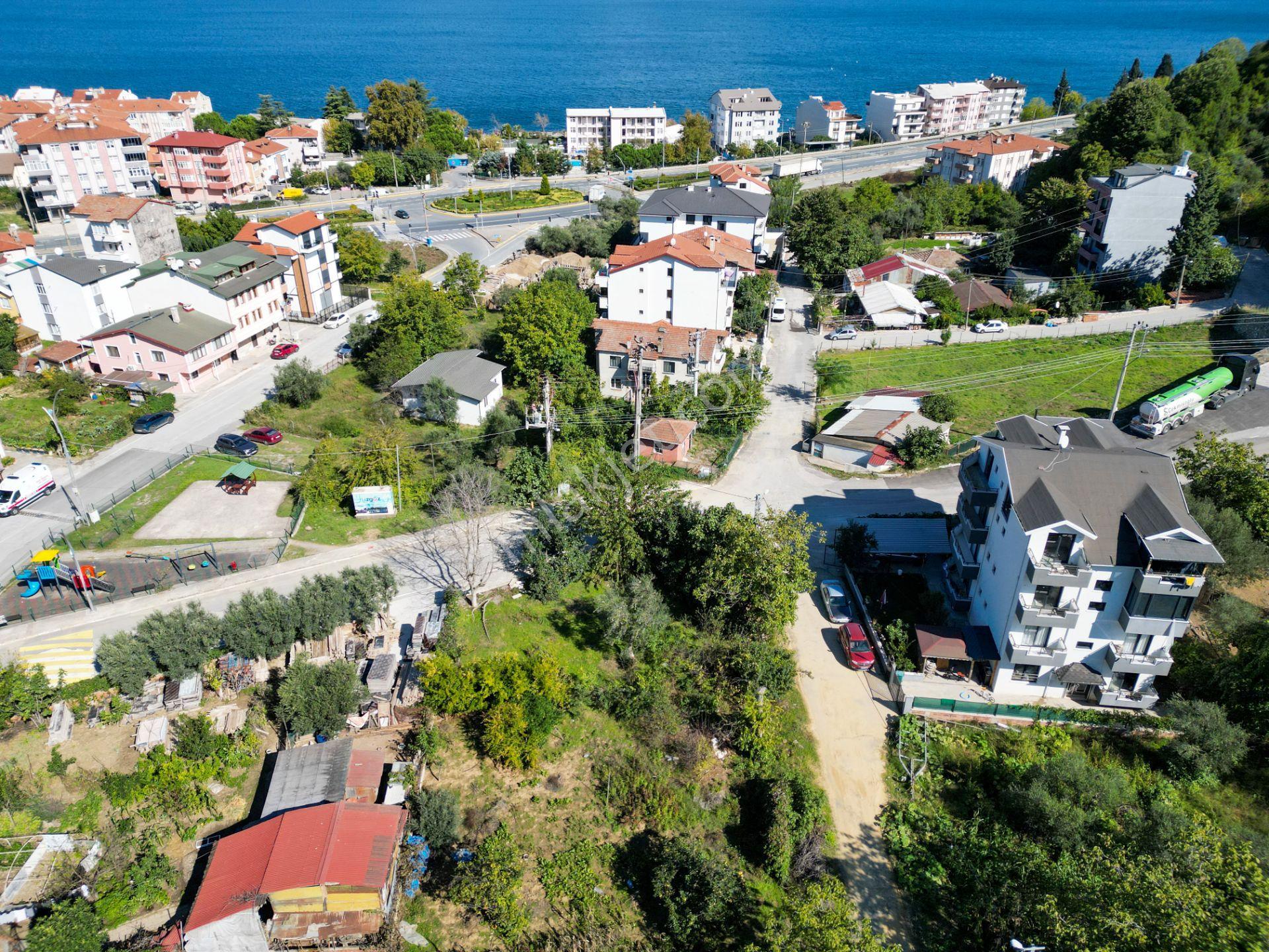 Uzmanlar'dan Gölcük Ulaşlı 379 M2 3 Kat İmarlı Satılık Arsa — fotoğraf 4