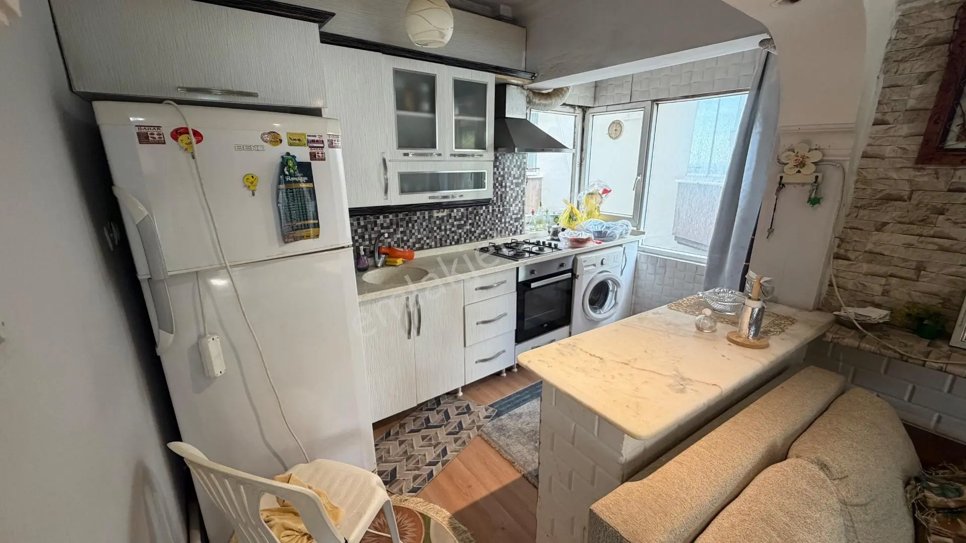 Çınarcık Çamlıkta Denize Sıfır Binanın Yüksek Giriş Katında Fısat 2+1 80 M2 — fotoğraf 8