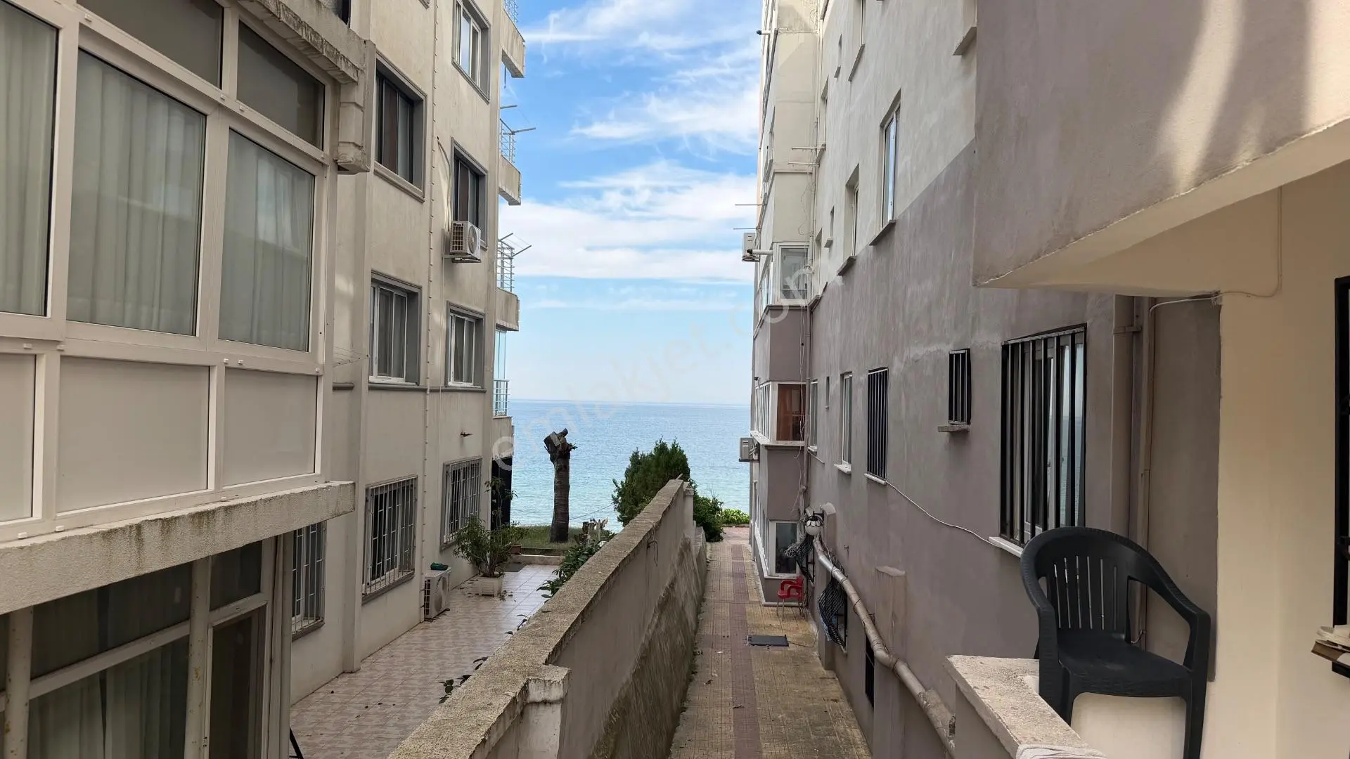 Çınarcık Çamlıkta Denize Sıfır Binanın Yüksek Giriş Katında Fısat 2+1 80 M2 — fotoğraf 19