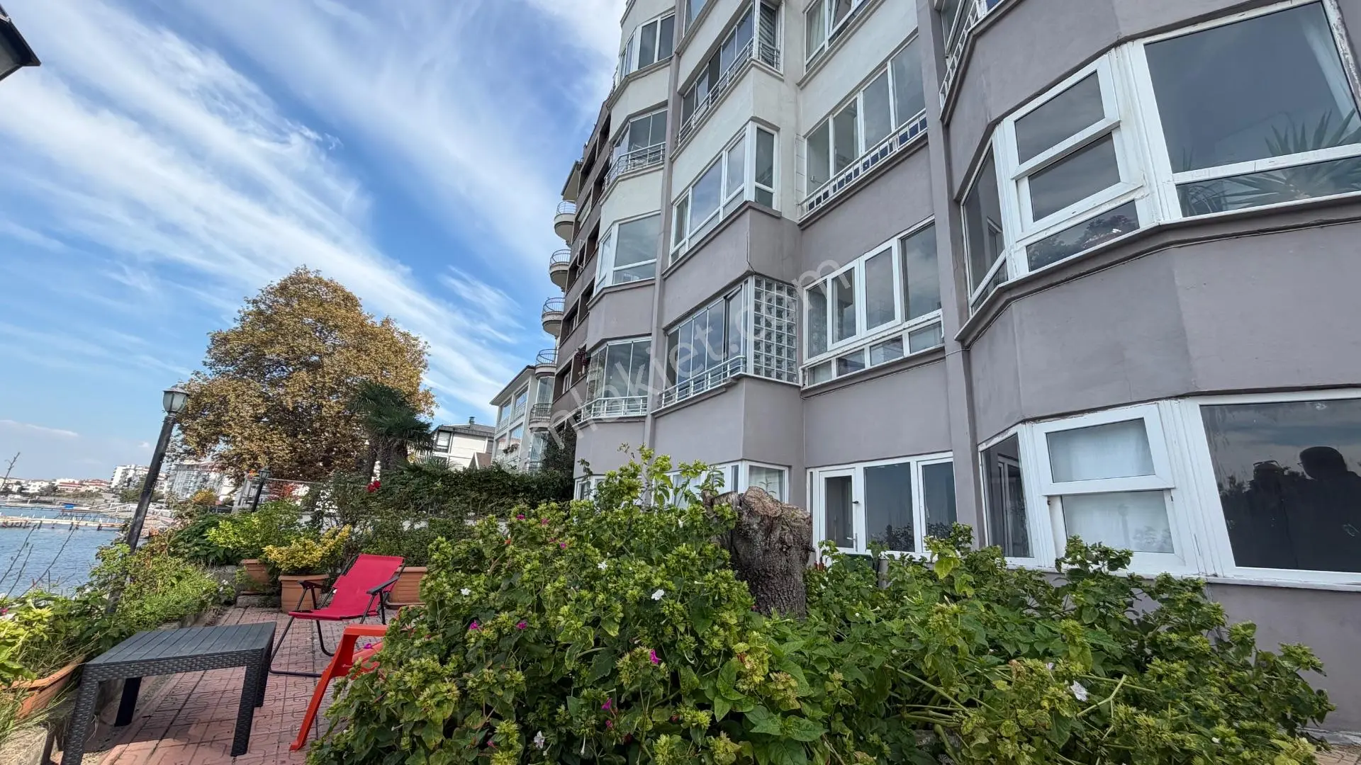 Çınarcık Çamlıkta Denize Sıfır Binanın Yüksek Giriş Katında Fısat 2+1 80 M2 — fotoğraf 23