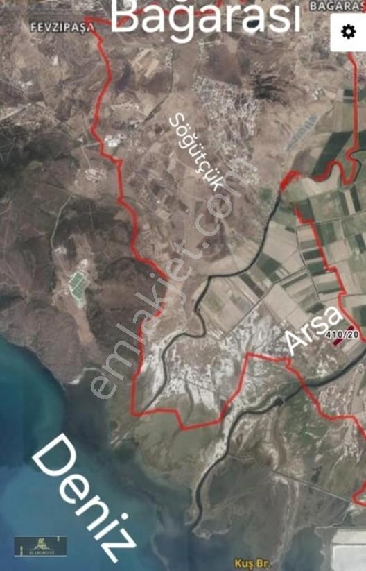 Foça Yeni Bağarası'nda Yatırımlık 223m² Arsa - Araç Takaslı — fotoğraf 2