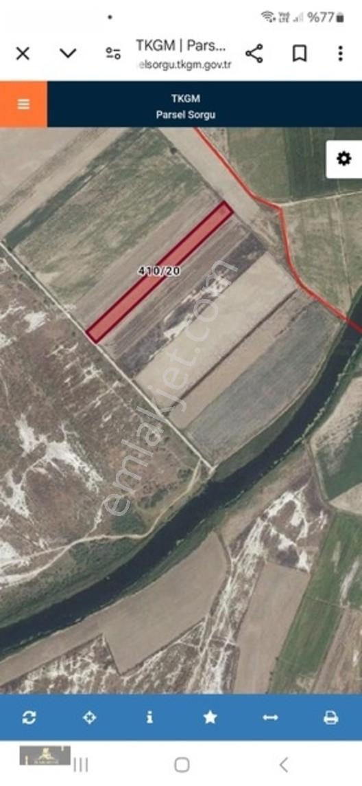 Foça Yeni Bağarası'nda Yatırımlık 223m² Arsa - Araç Takaslı — fotoğraf 3
