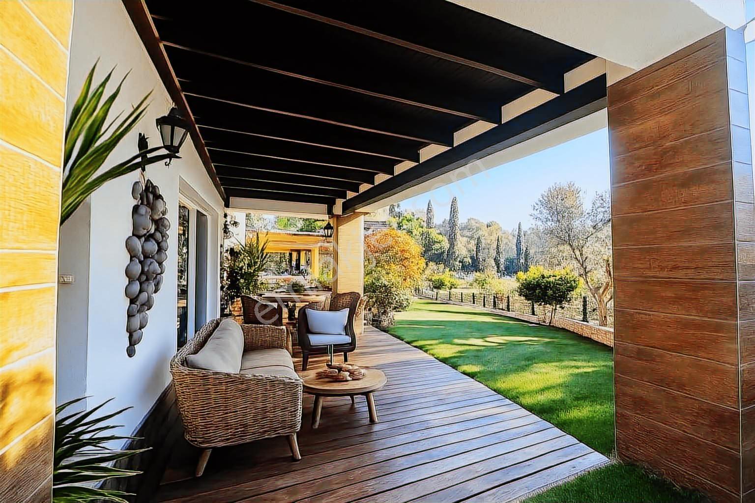 Bodrum Konacık'da Bakımlı Site İçinde Satılık 3+1 Villa — fotoğraf 8