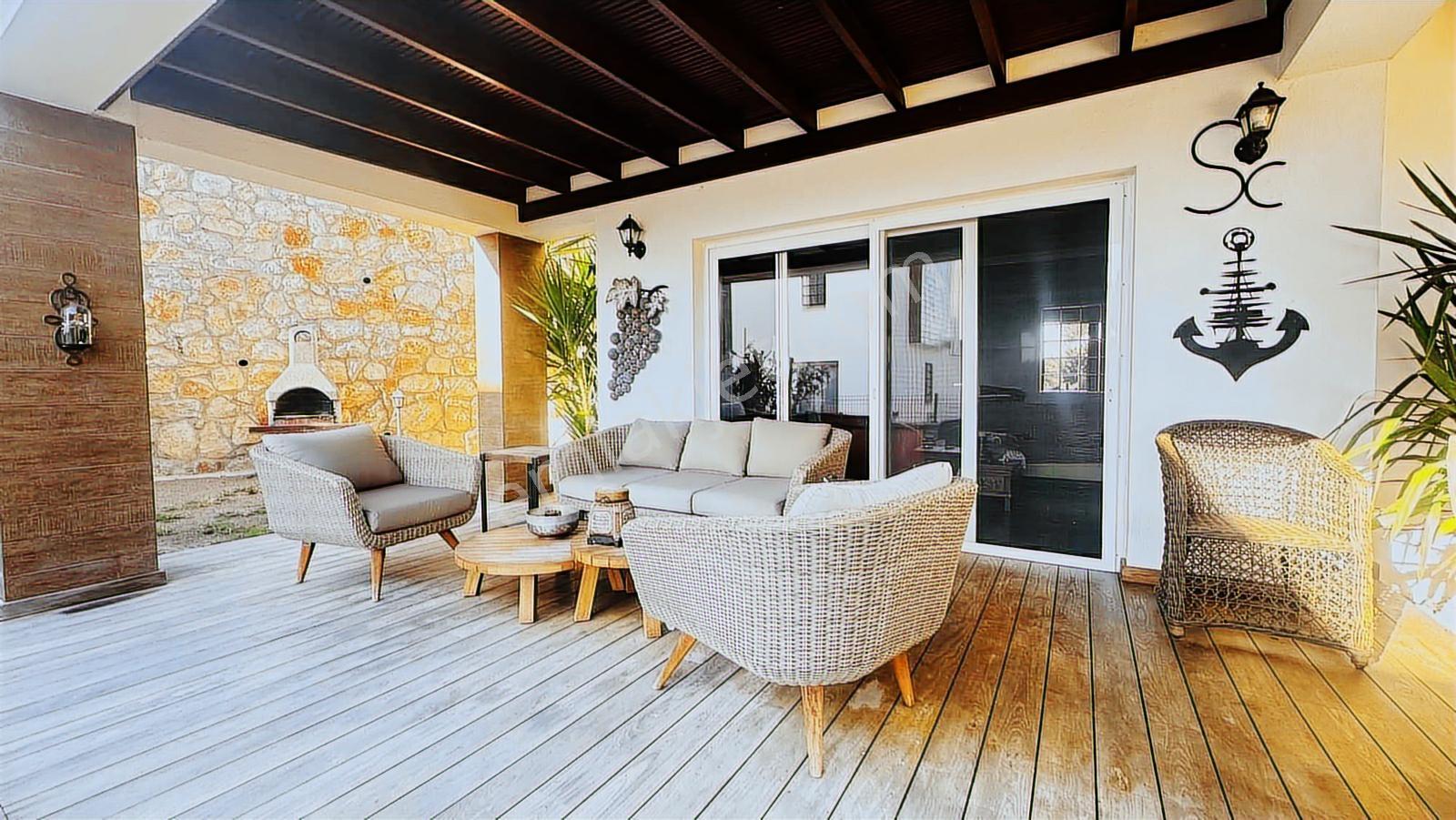 Bodrum Konacık'da Bakımlı Site İçinde Satılık 3+1 Villa — fotoğraf 9