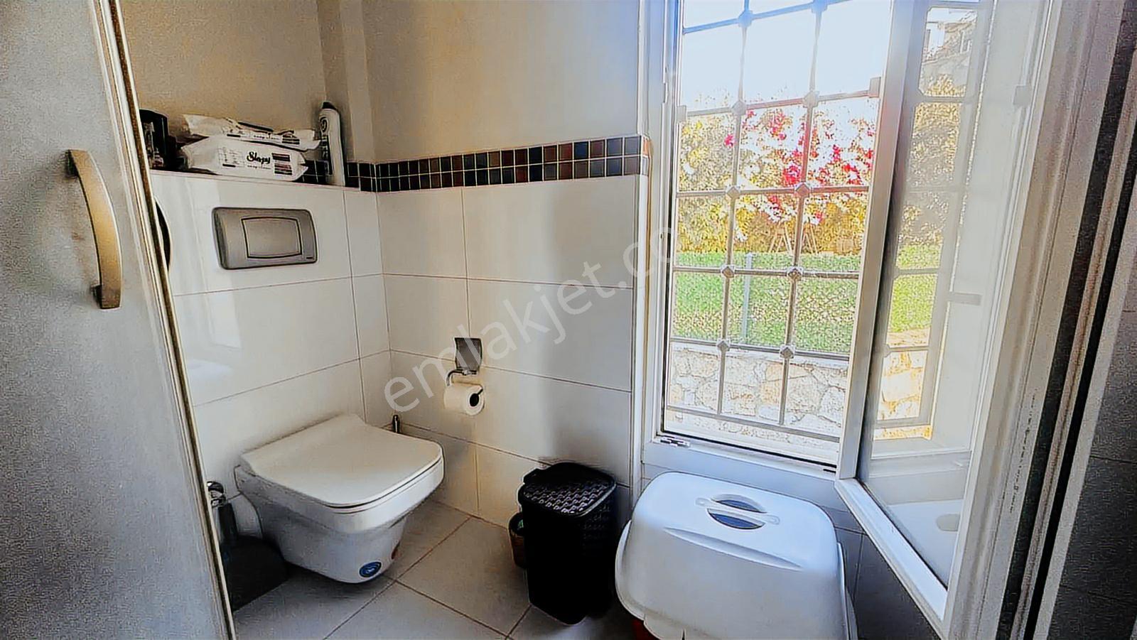 Bodrum Konacık'da Bakımlı Site İçinde Satılık 3+1 Villa — fotoğraf 21
