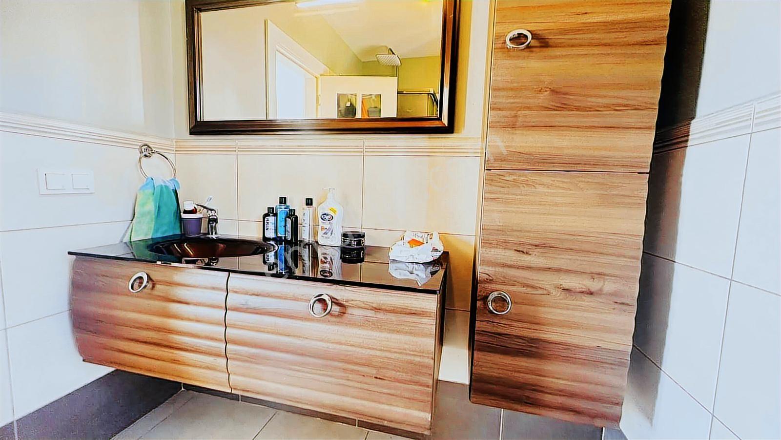Bodrum Konacık'da Bakımlı Site İçinde Satılık 3+1 Villa — fotoğraf 24