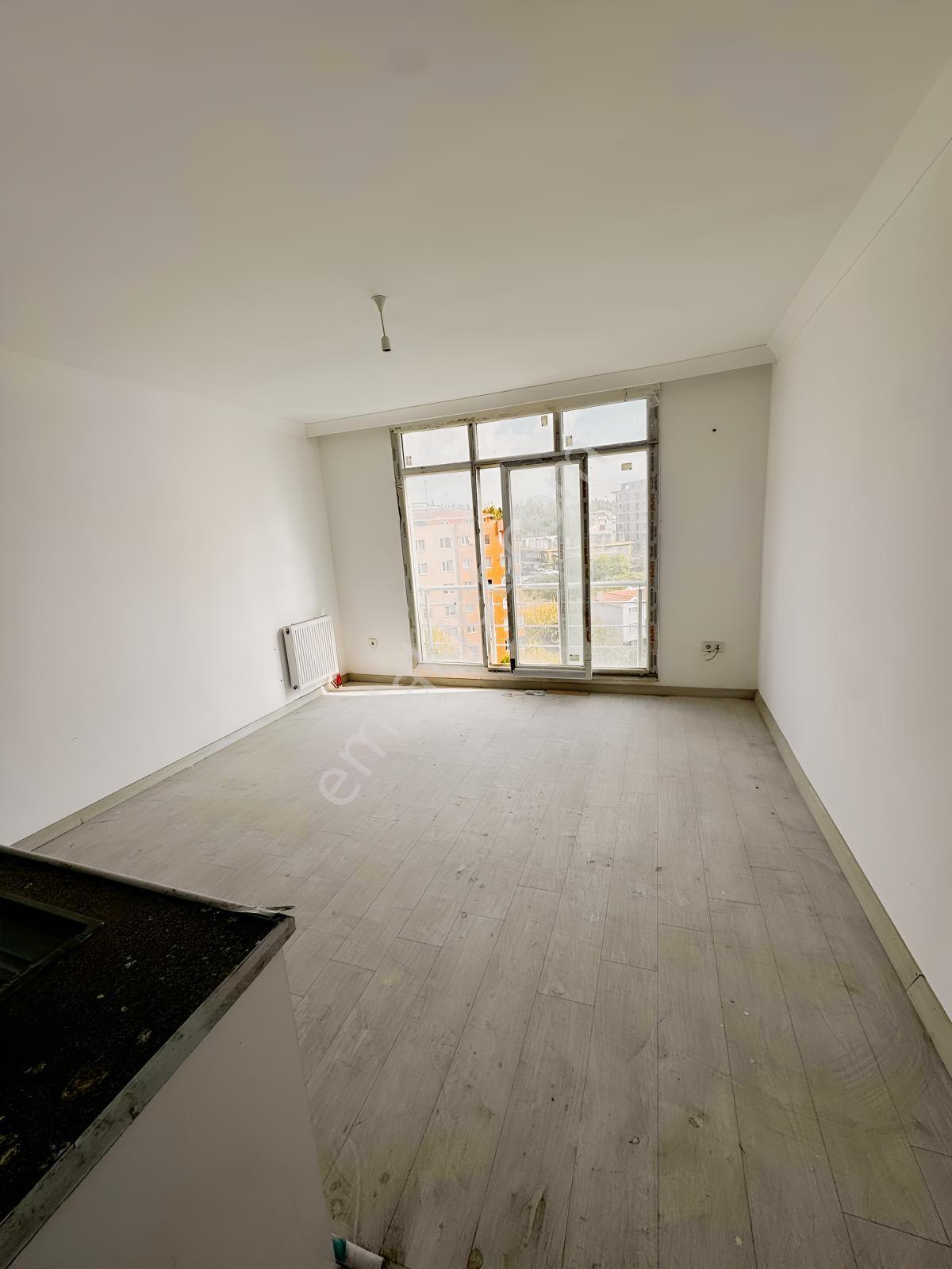 Pegaas'tan Hayatpark 4'te 12.kat Açık Mutfaklı 1+1 Satılık Daire — fotoğraf 3