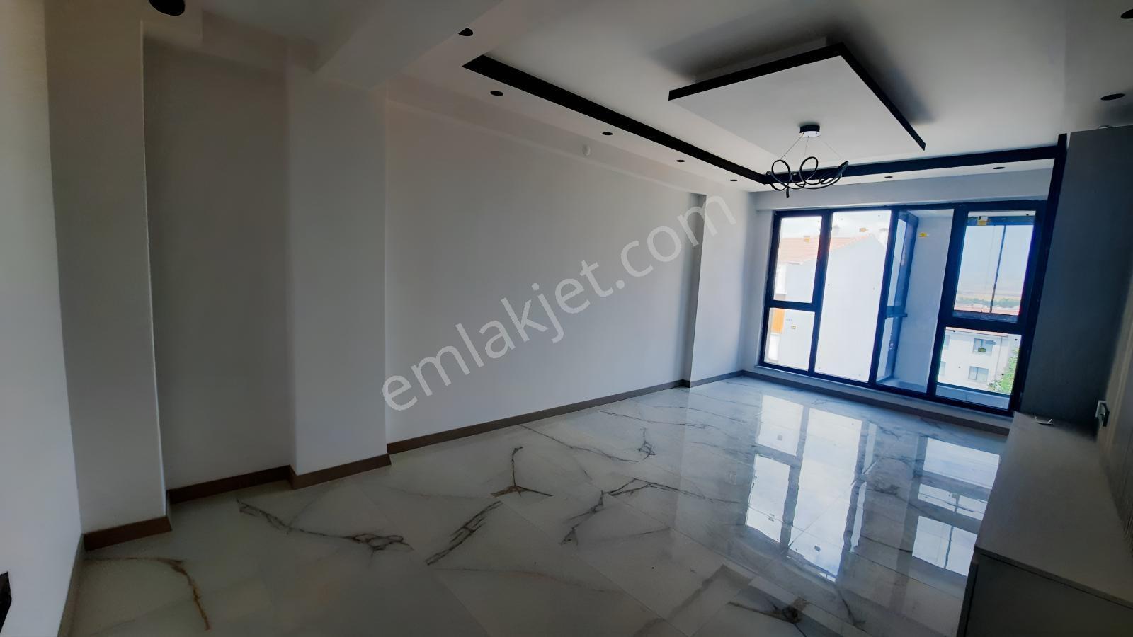 Rw Den Zincirlikuyu Mh De Satılık Geniş 3+1 Ultra Lüks Daire — fotoğraf 4