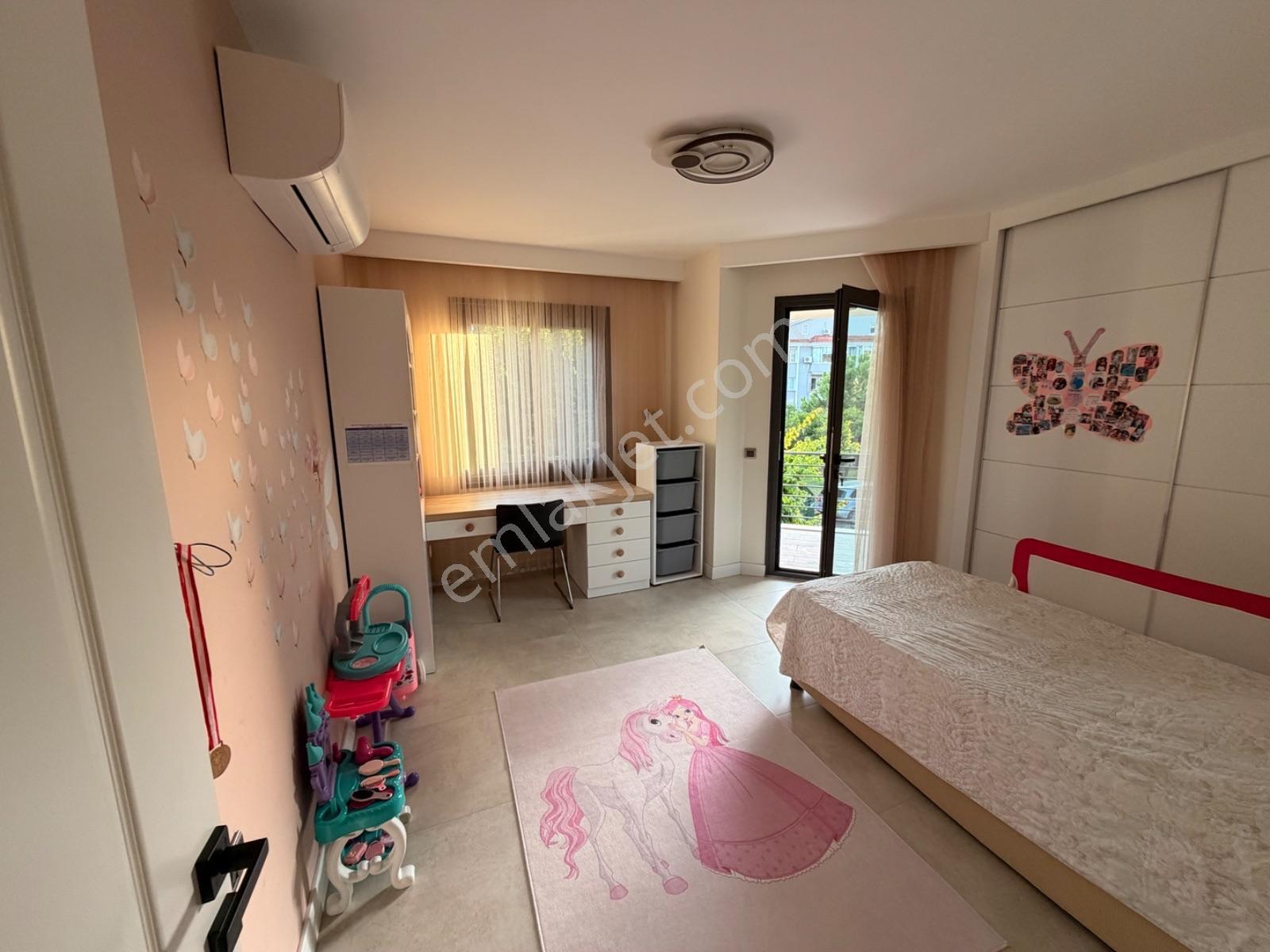 Hatipiriminde Bahçeli, Yerden Isıtmalı 4+1 Müstakil Villa — fotoğraf 16