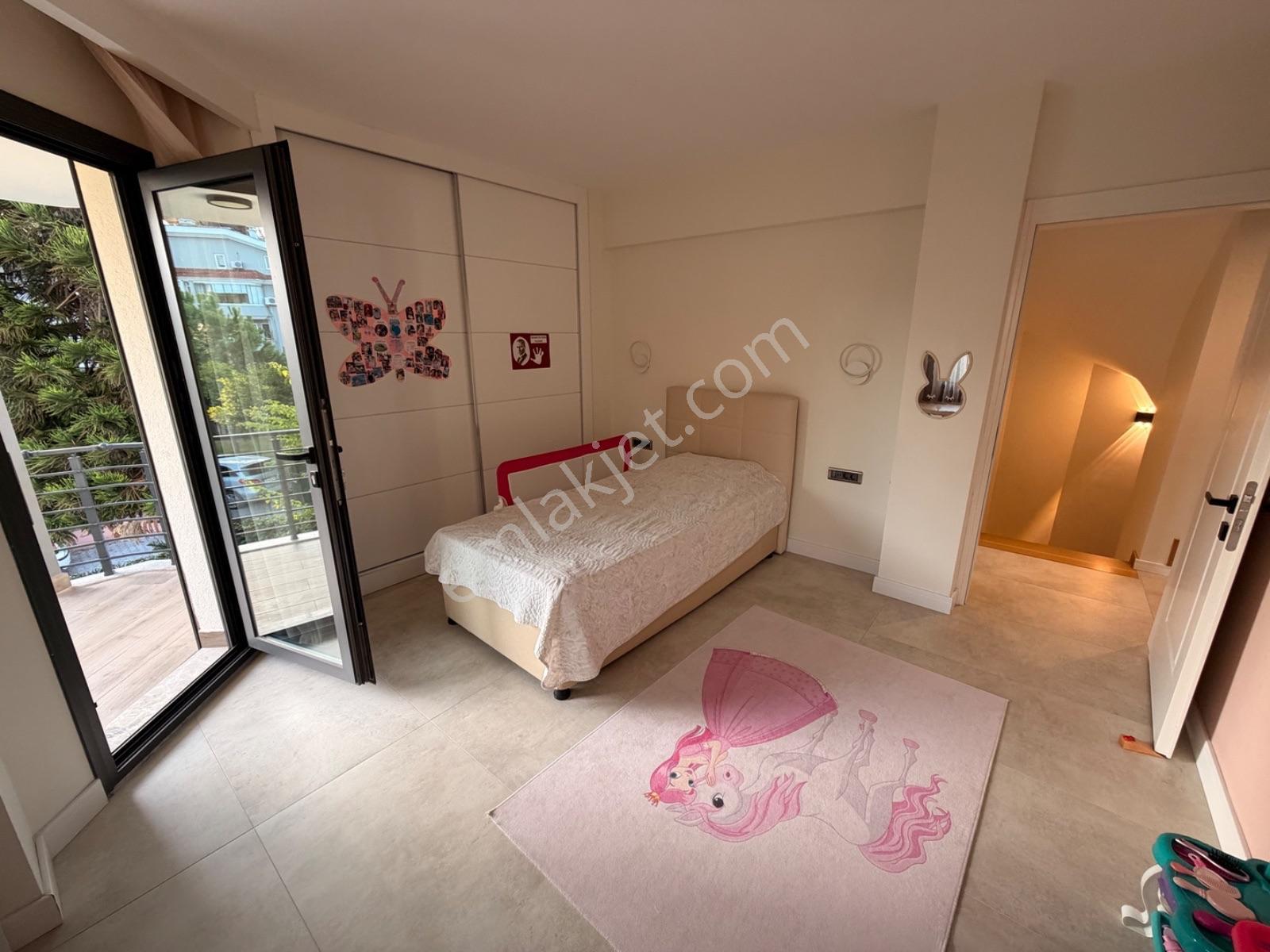 Hatipiriminde Bahçeli, Yerden Isıtmalı 4+1 Müstakil Villa — fotoğraf 18