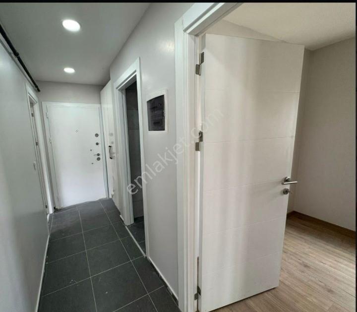 Göztepe Özgürlük Parkına Yürüme Mesafesinde 2+1 Sıfır Daire — fotoğraf 3