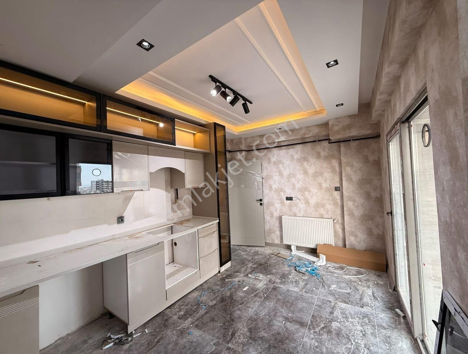 Site İçerisinde Satılık 2+1 Sıfır Lüx Arakat — fotoğraf 8