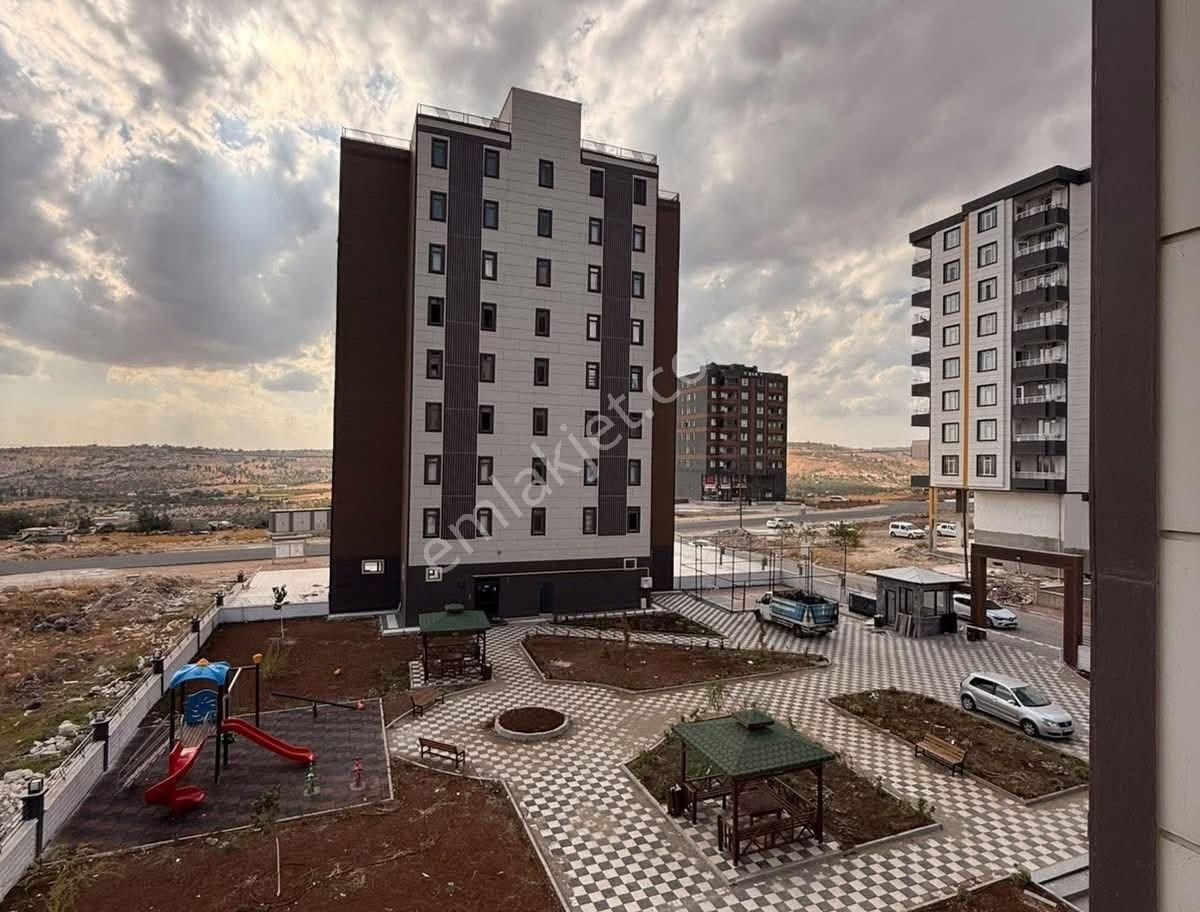 Site İçerisinde Satılık 2+1 Sıfır Lüx Arakat — fotoğraf 10