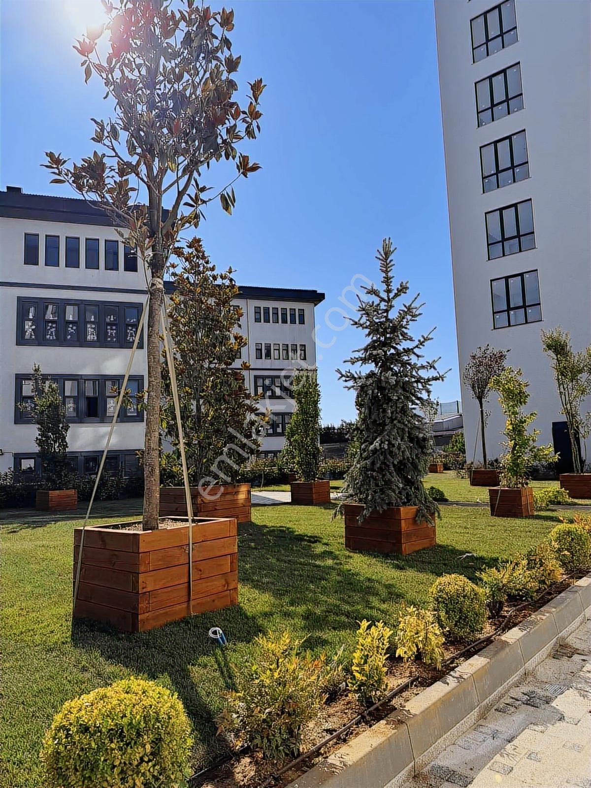 Sancaktepe Cadde Üzeri Sitede Satılık Geniş 1+1 Daire — fotoğraf 26