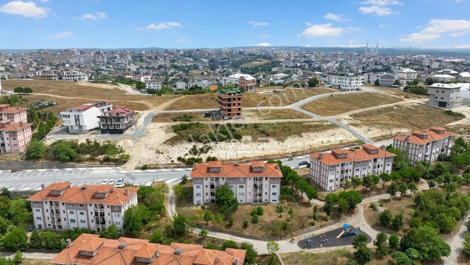 Arnavutköy Taşoluk Toki Ara Kat Satılık 2+1 Daire — fotoğraf 5