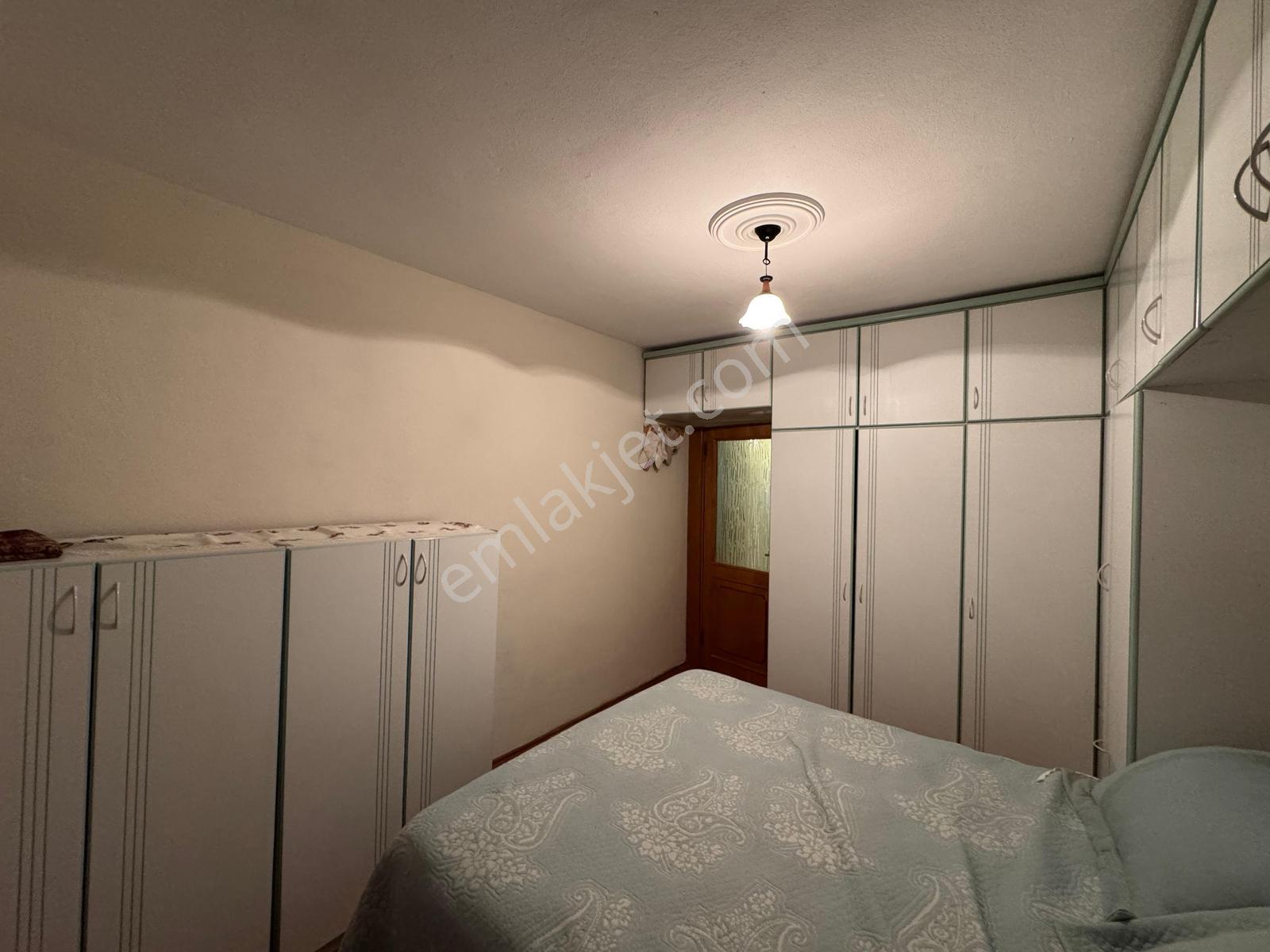 Çiğli İzkent 'de Deniz Manzaralı Cadde Üzeri Satılık 3+1 Daire — fotoğraf 18
