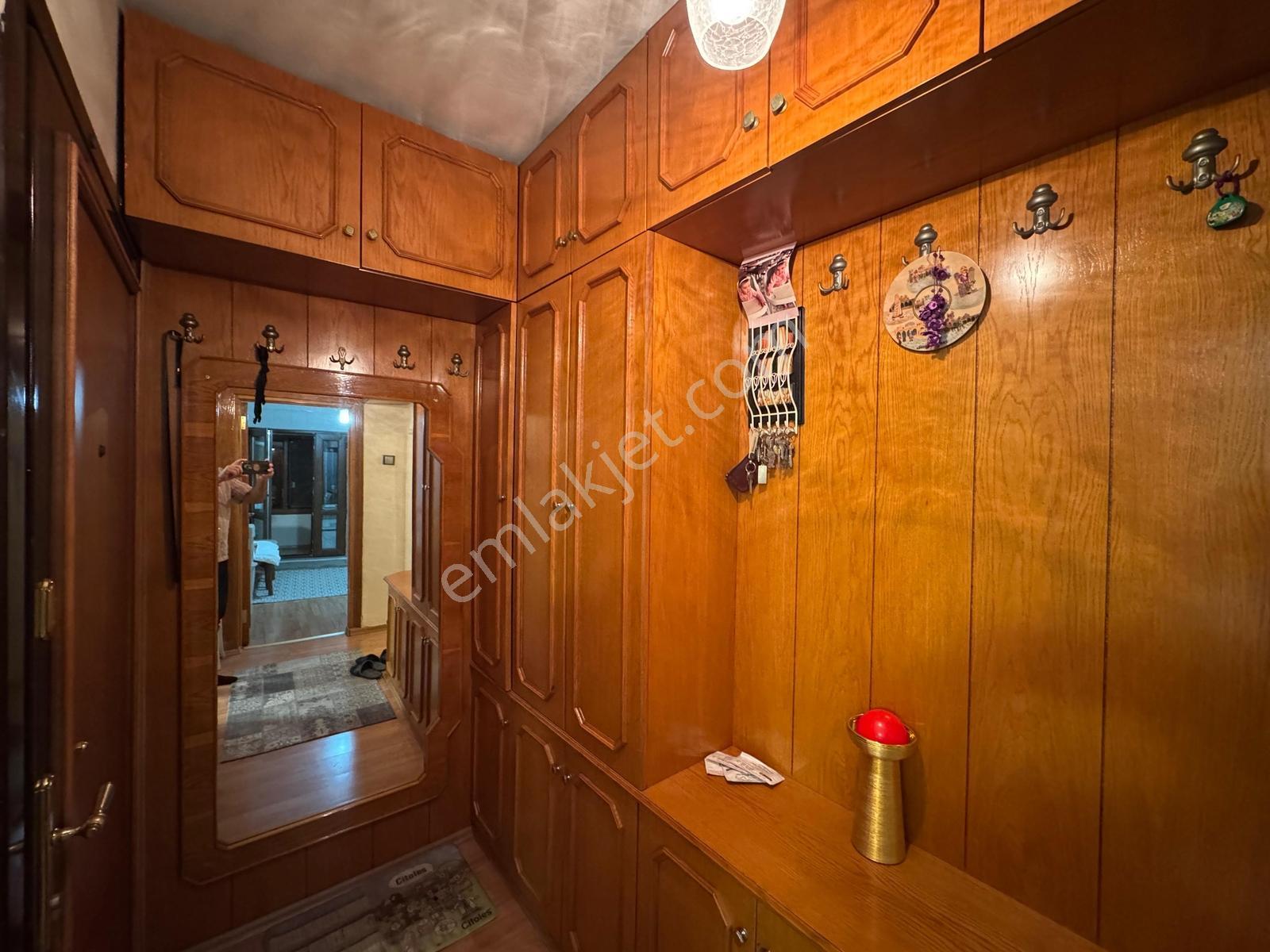 Çiğli İzkent 'de Deniz Manzaralı Cadde Üzeri Satılık 3+1 Daire — fotoğraf 25