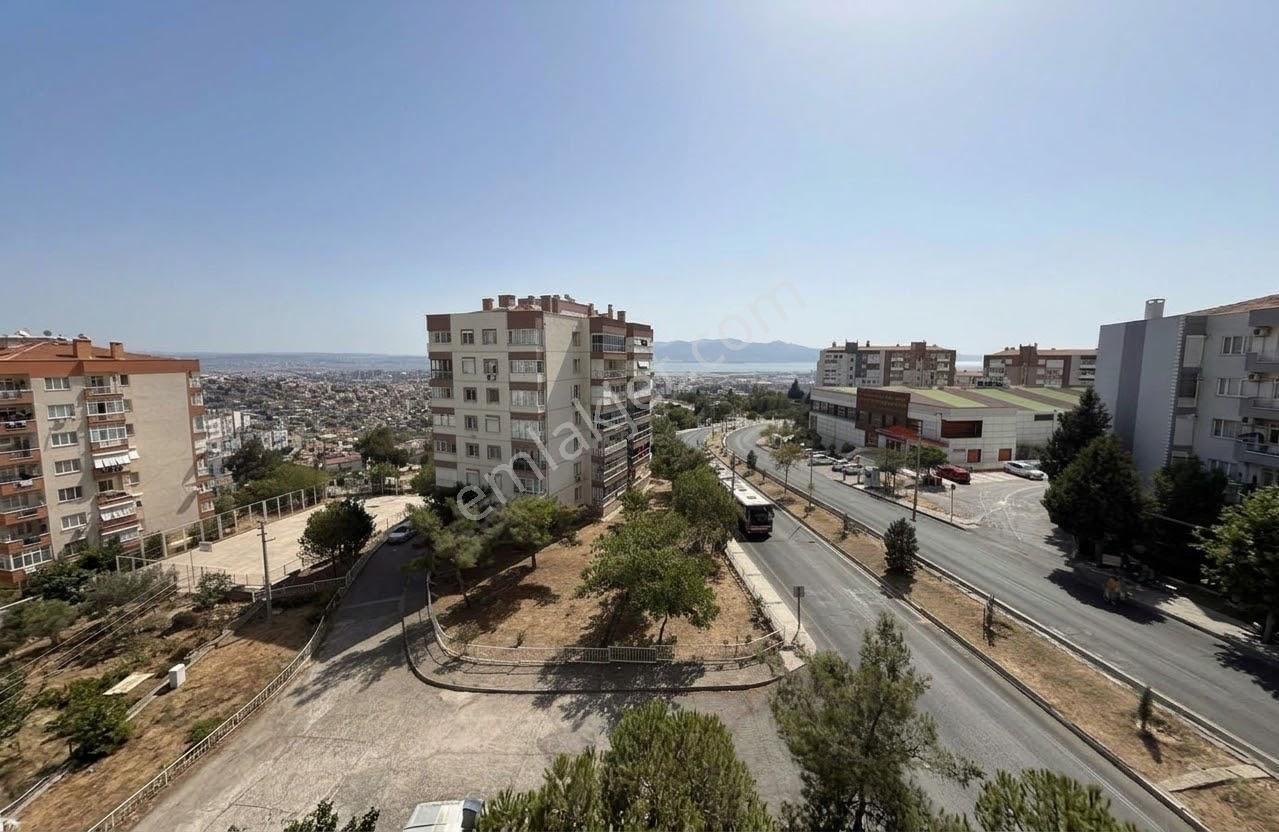Çiğli İzkent 'de Deniz Manzaralı Cadde Üzeri Satılık 3+1 Daire — fotoğraf 28