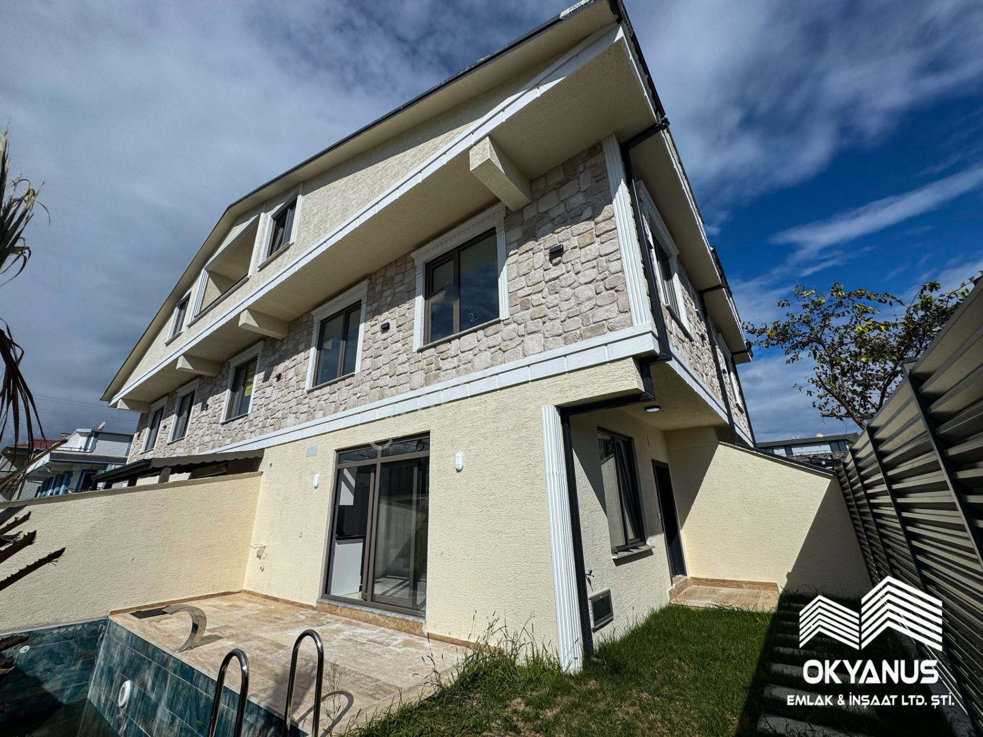 Sakarya Kocaali De Yalı Mah De Havuzlu Müstakil 4+1 — fotoğraf 9