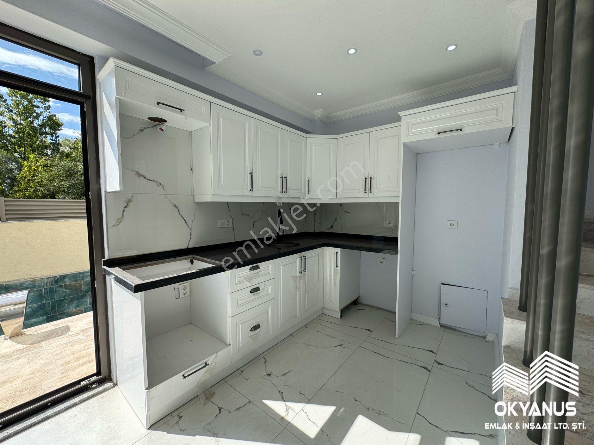 Sakarya Kocaali De Yalı Mah De Havuzlu Müstakil 4+1 — fotoğraf 15