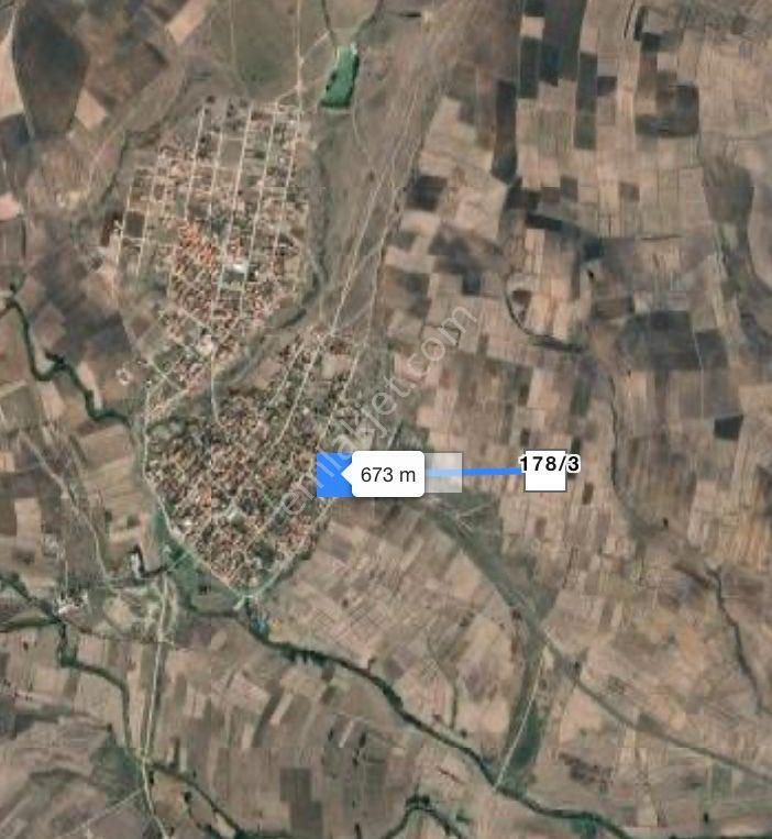 Tekirdağ Hayrabolu Şalgamlı Da Resmi Yolu Olan Mustakil 2280m2 Tarla — fotoğraf 5