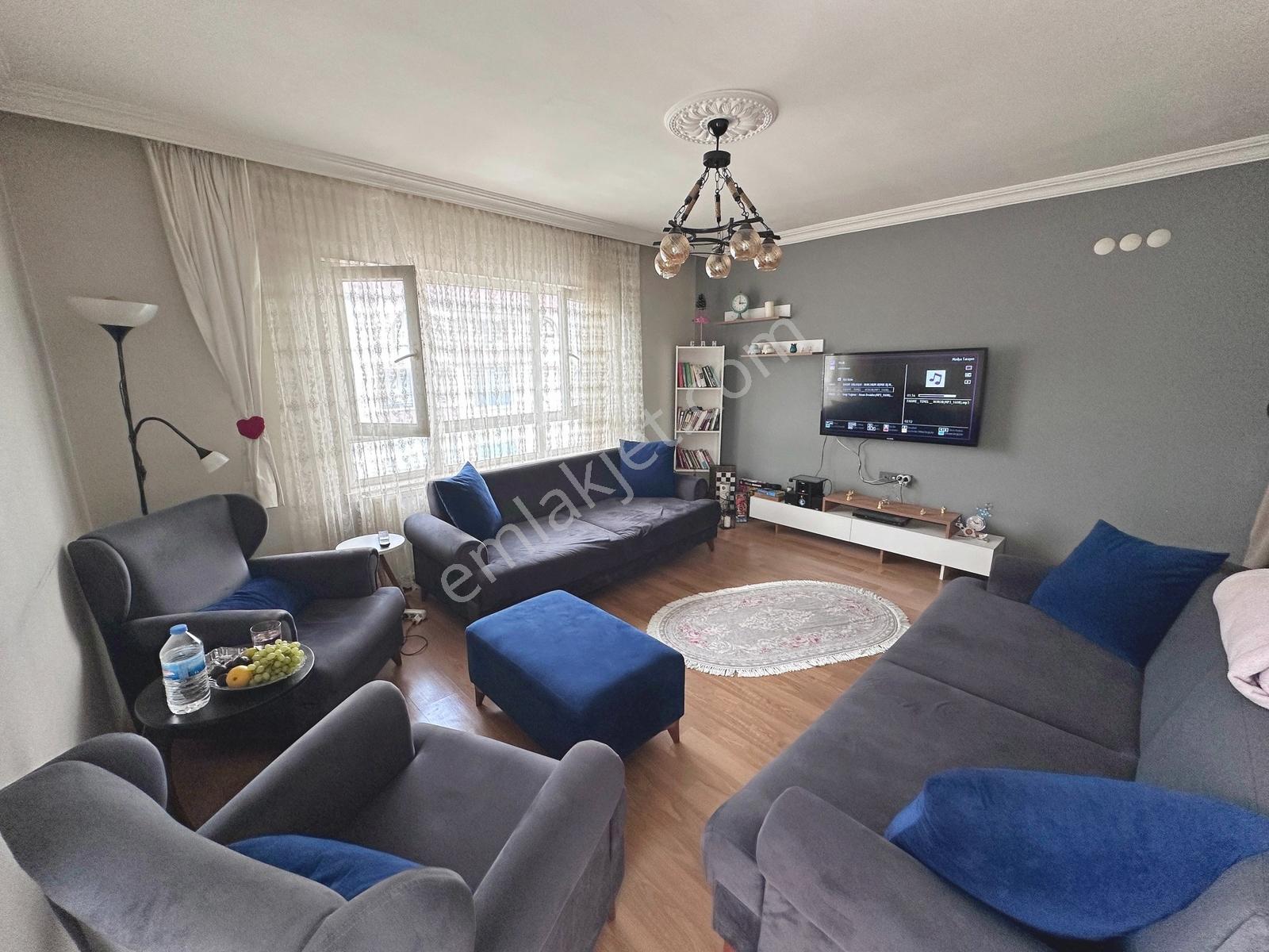 Şirintepe Muhtarlık Arkası Ön Cephede Çift Balkonlu 3+1 Satılık — fotoğraf 2