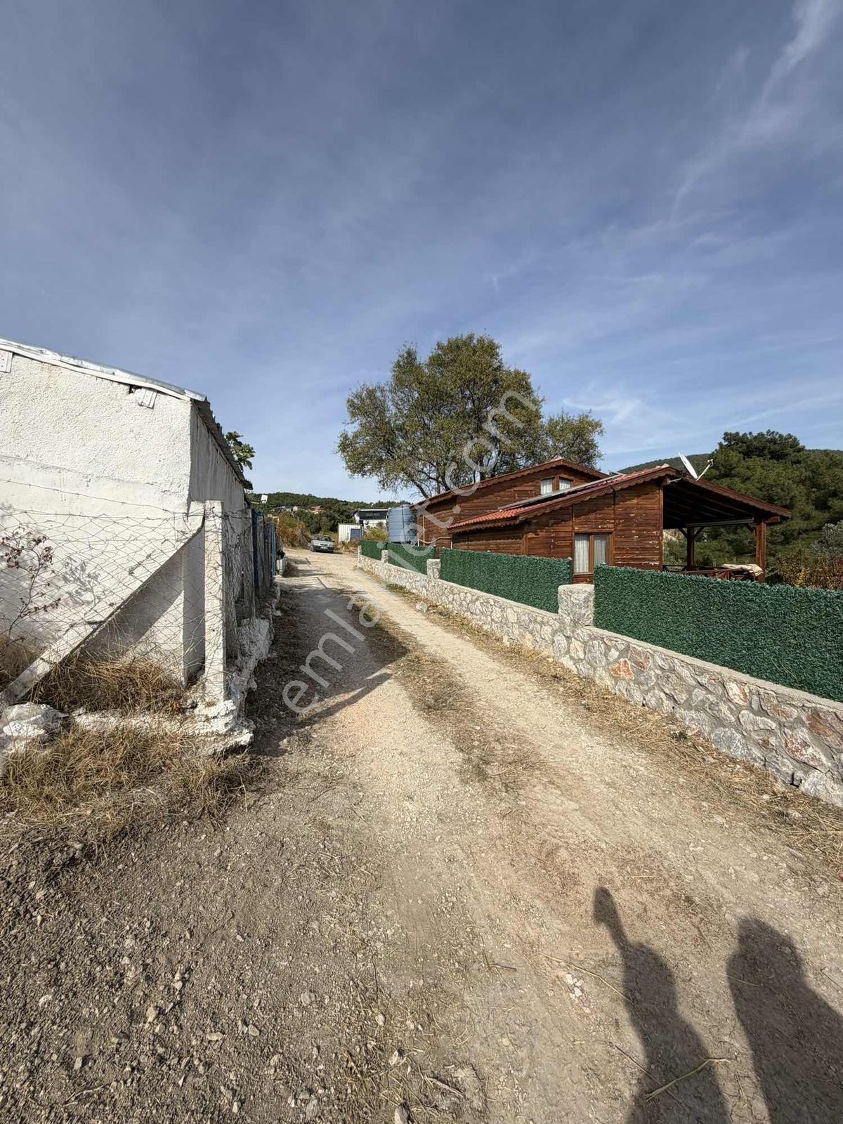 Yakaköyde 333 M² Doğayla İç İçe, Suyu Bulunan Bahçe — fotoğraf 6
