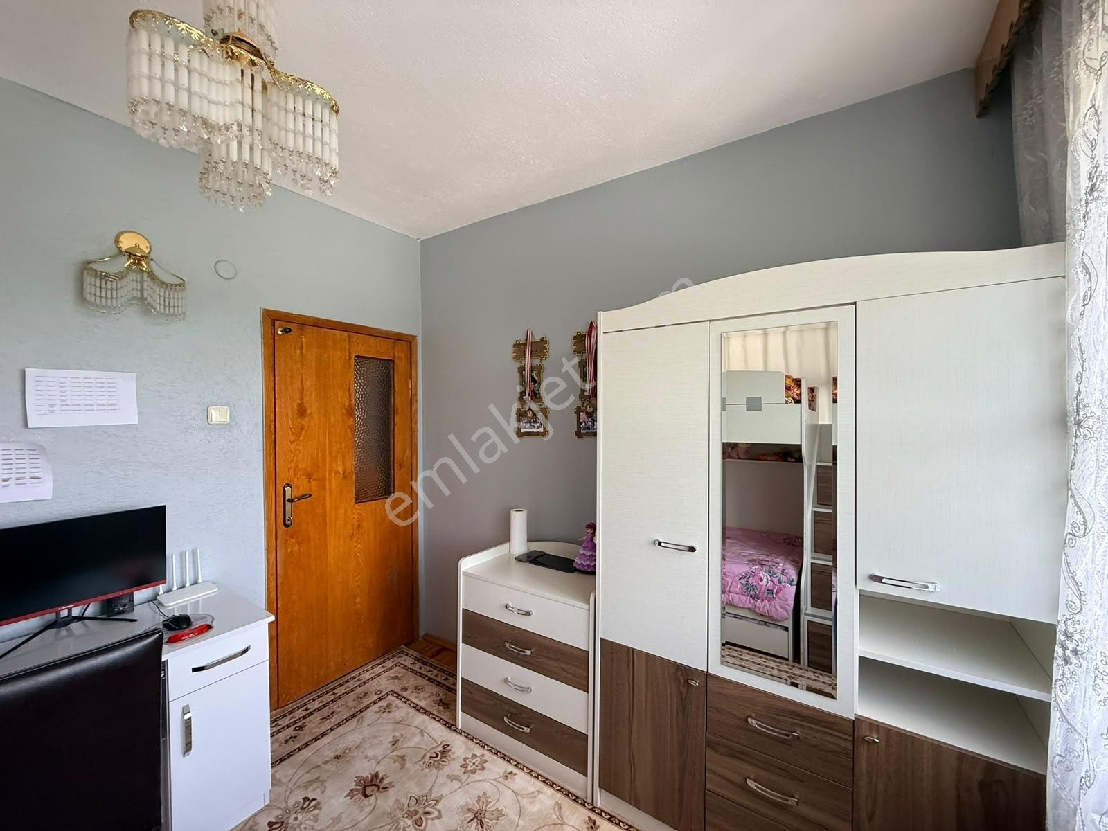 Ilgın Uçarı Mahallesinde 240 M² Bahçeli 4+1 Müstakil Ev — fotoğraf 9