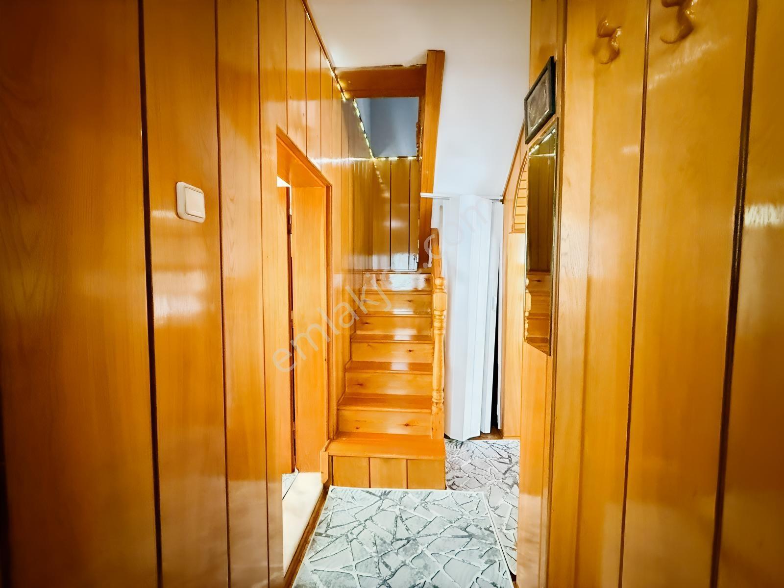 Ilgın Uçarı Mahallesinde 240 M² Bahçeli 4+1 Müstakil Ev — fotoğraf 18