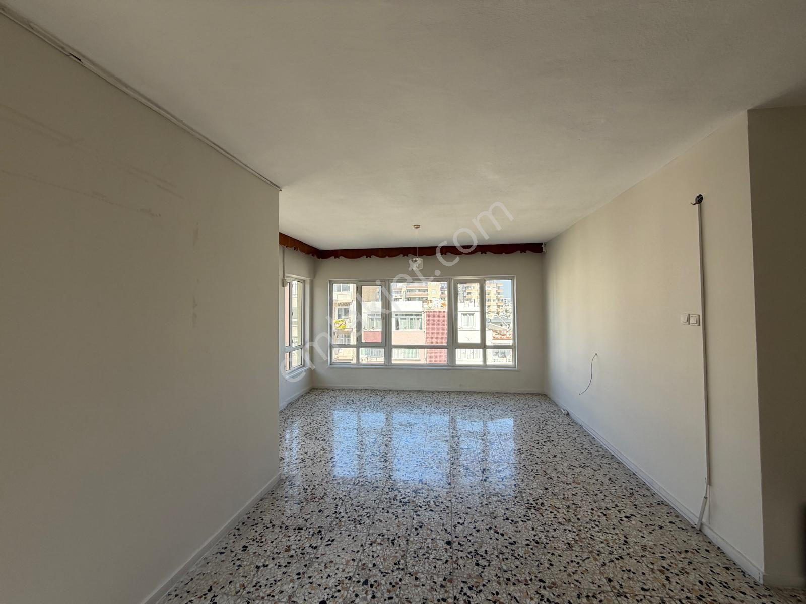 Prestij'den Pirireis'te Asansörlü Temiz 3+1 Satılık Daire — fotoğraf 3