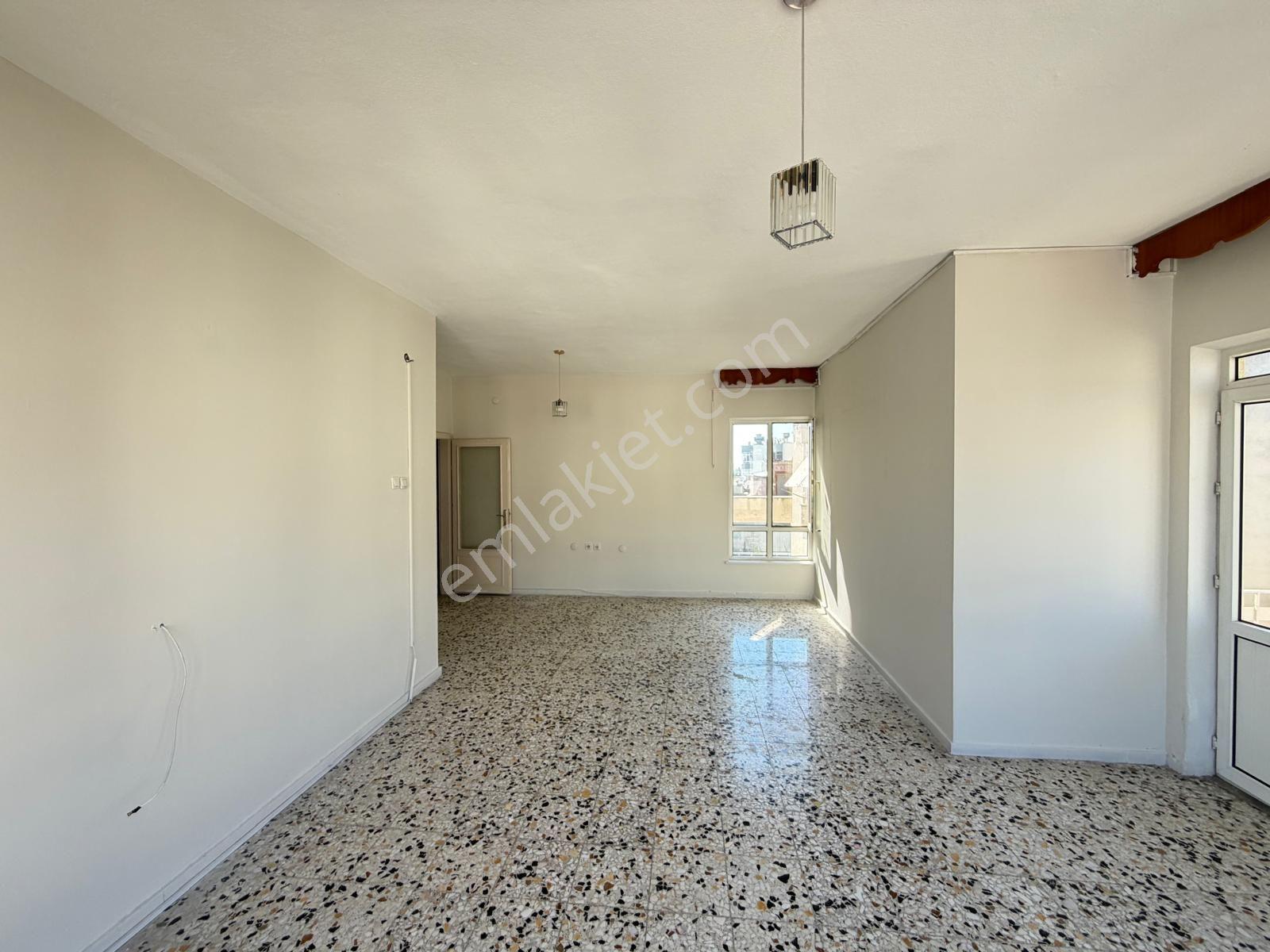 Prestij'den Pirireis'te Asansörlü Temiz 3+1 Satılık Daire — fotoğraf 9