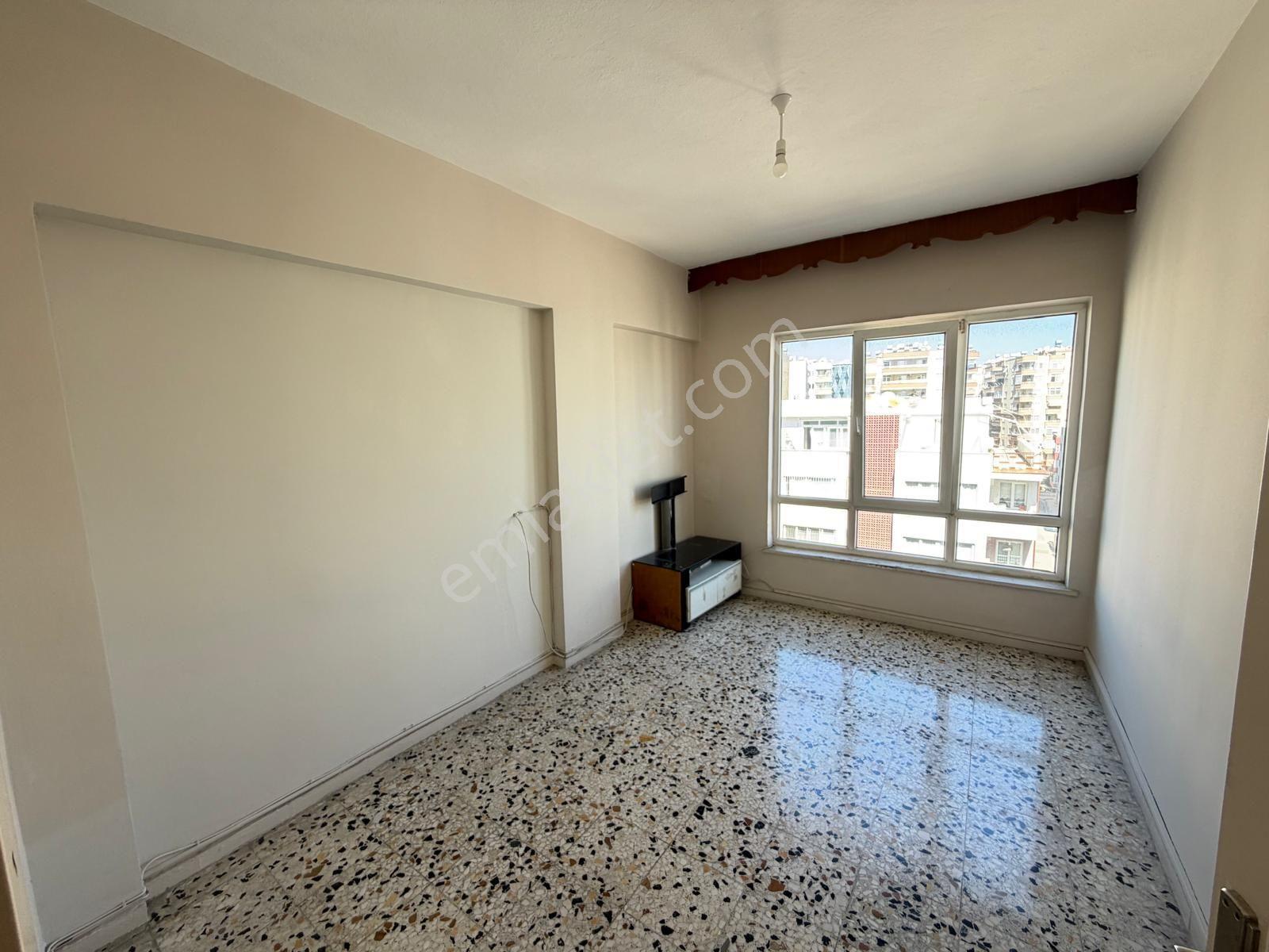 Prestij'den Pirireis'te Asansörlü Temiz 3+1 Satılık Daire — fotoğraf 16