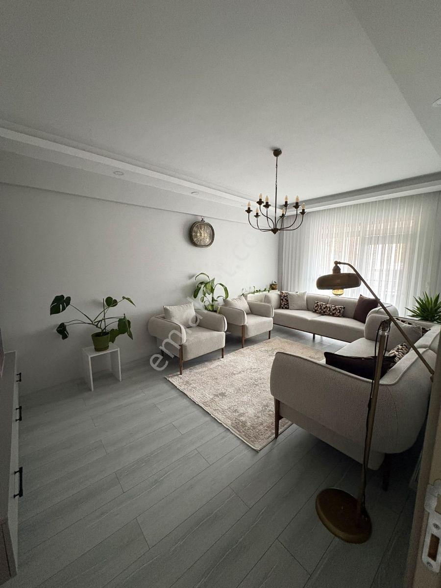 Carşı Merkezde Özel Yapım 2+1 3.arakat Sıfır Daire — fotoğraf 4