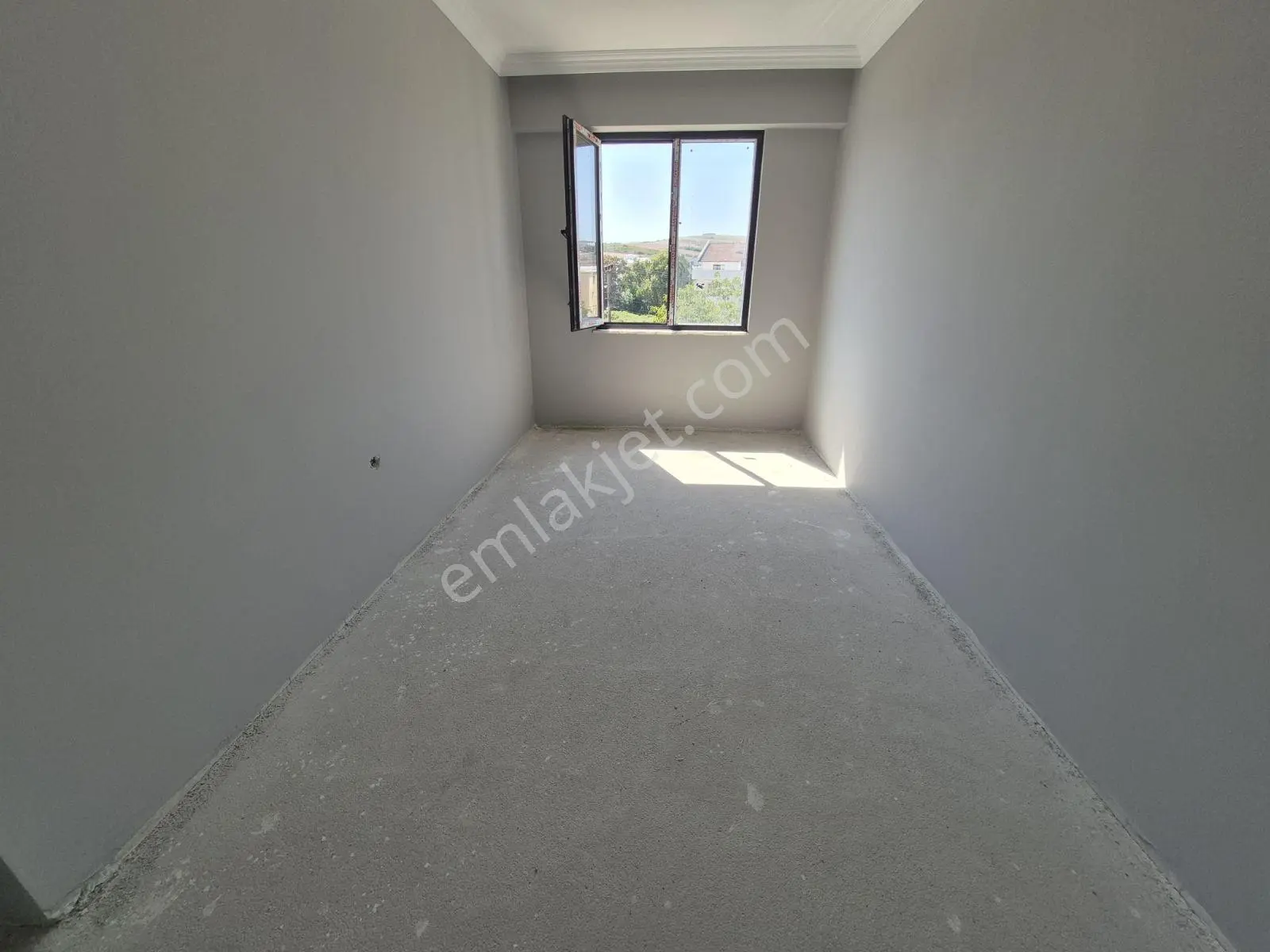 Çiftlikköy Sultaniye'de Satılık 2+1 Arakat Sıfır Ferah Daire — fotoğraf 3