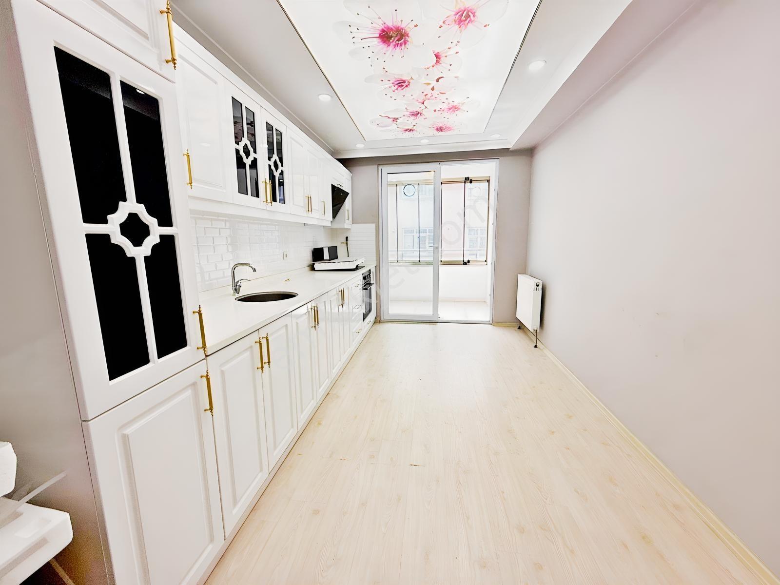 Firüzköy Bulv 3dk 3+1 140m² Yeni Bina Ebeveyn Banyolu Boş Daire — fotoğraf 7