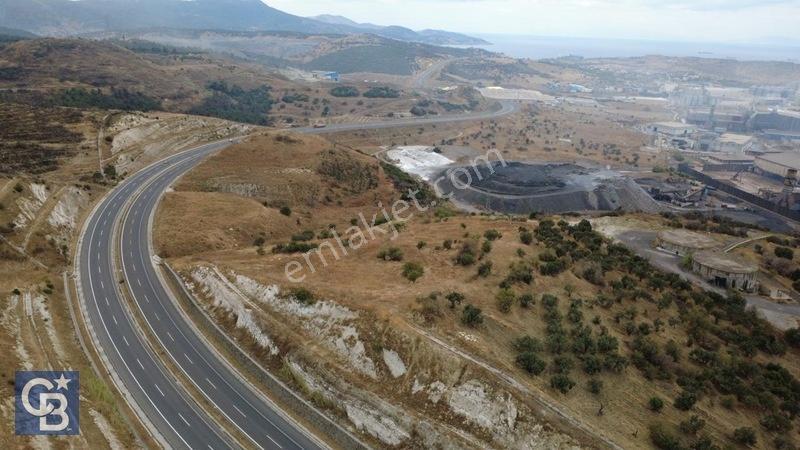 Aliağa Bozköyde 27885m2 Satılık Sanayi Parselinin Hemen Yanında — fotoğraf 4