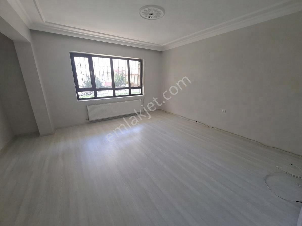Yayla Mahallesinde Merkezi Konumda 2+1 90 M² Temiz Ve Bakımlı — fotoğraf 6