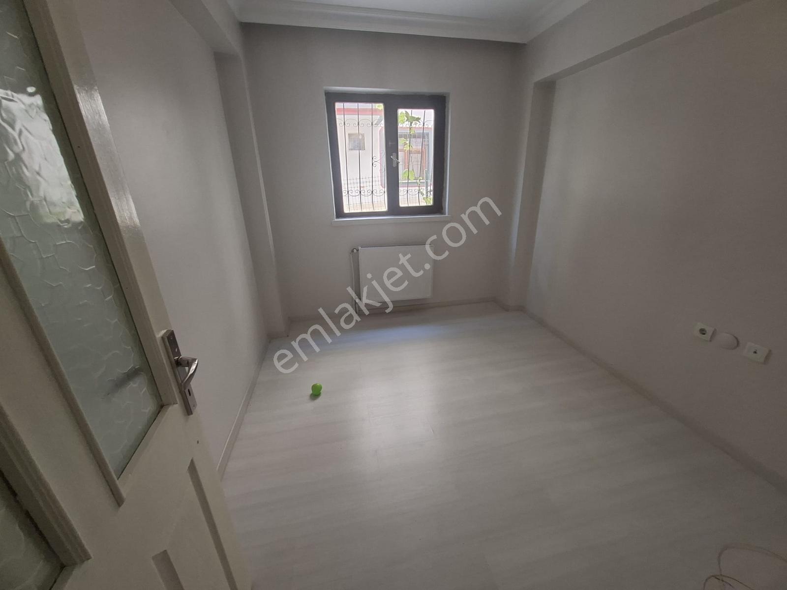 Yayla Mahallesinde Merkezi Konumda 2+1 90 M² Temiz Ve Bakımlı — fotoğraf 7