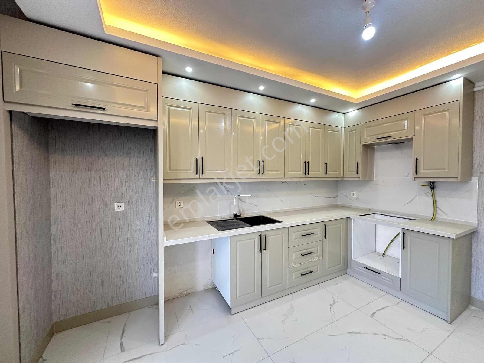Uygan'dan Yedieylül Mah. 2+1 110m² Ultra Lüx Havuzlu Site — fotoğraf 13