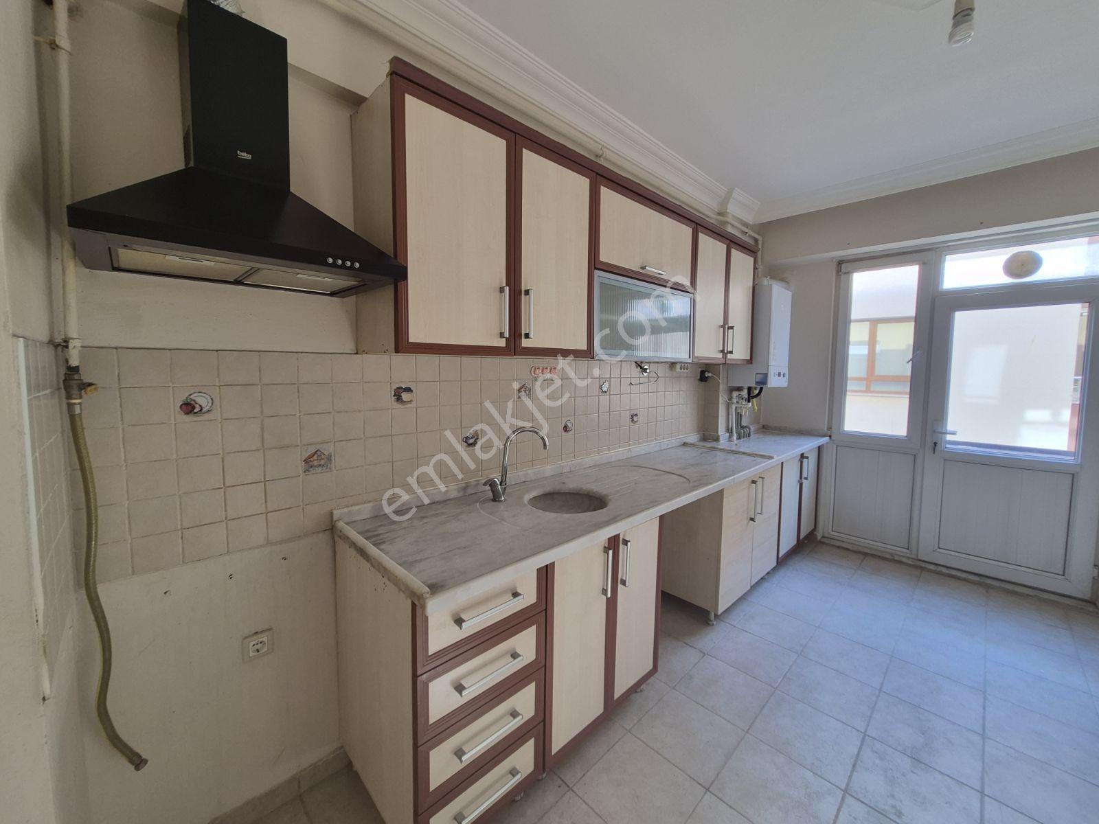 Rw Detay'dan Batıkent'te 3+1satılık Daire — fotoğraf 12