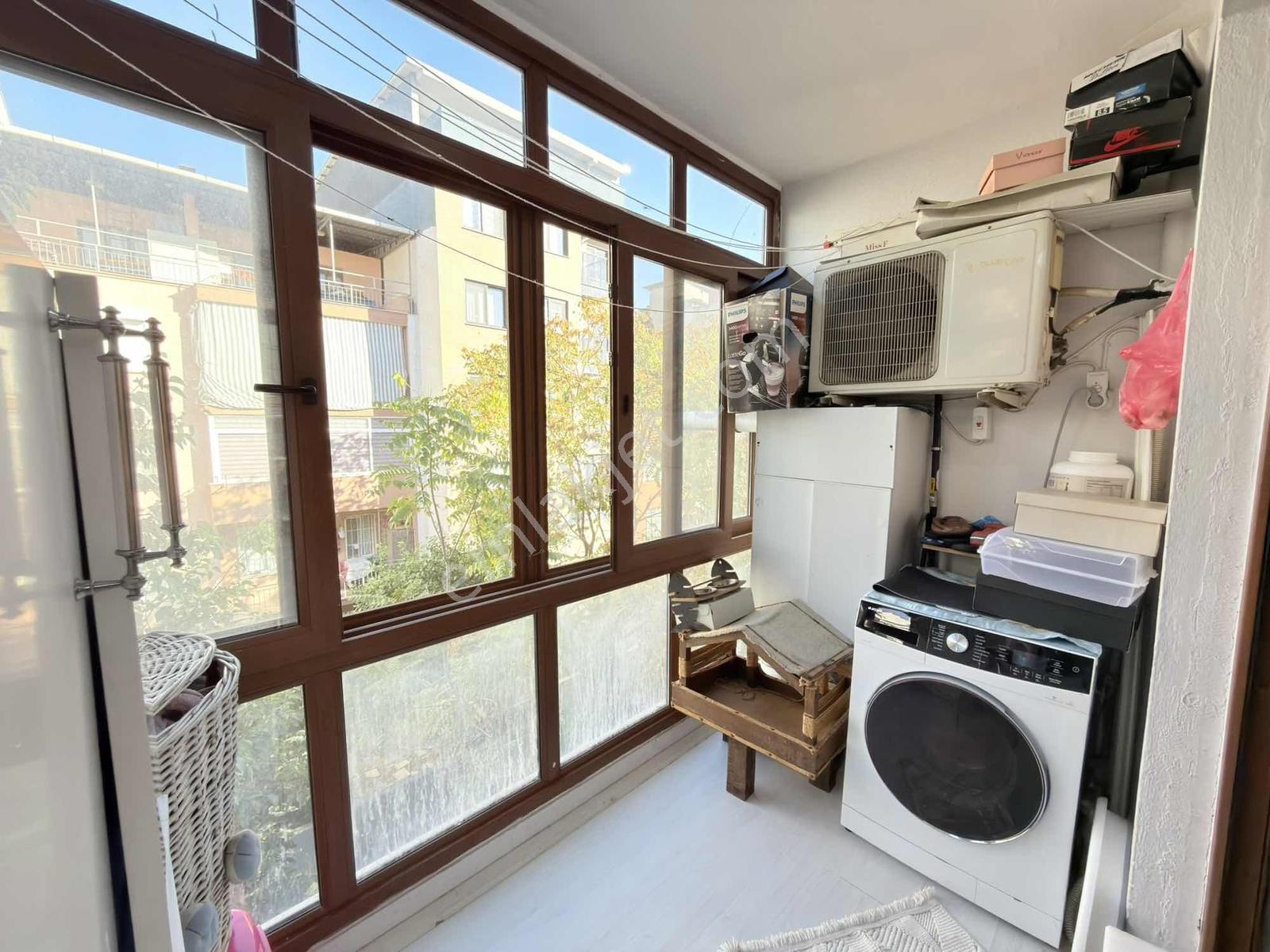 Buca Menderes Caddesi Üzeri 2+1 Lüx Ara Kat Çift Cephe Daire — fotoğraf 28