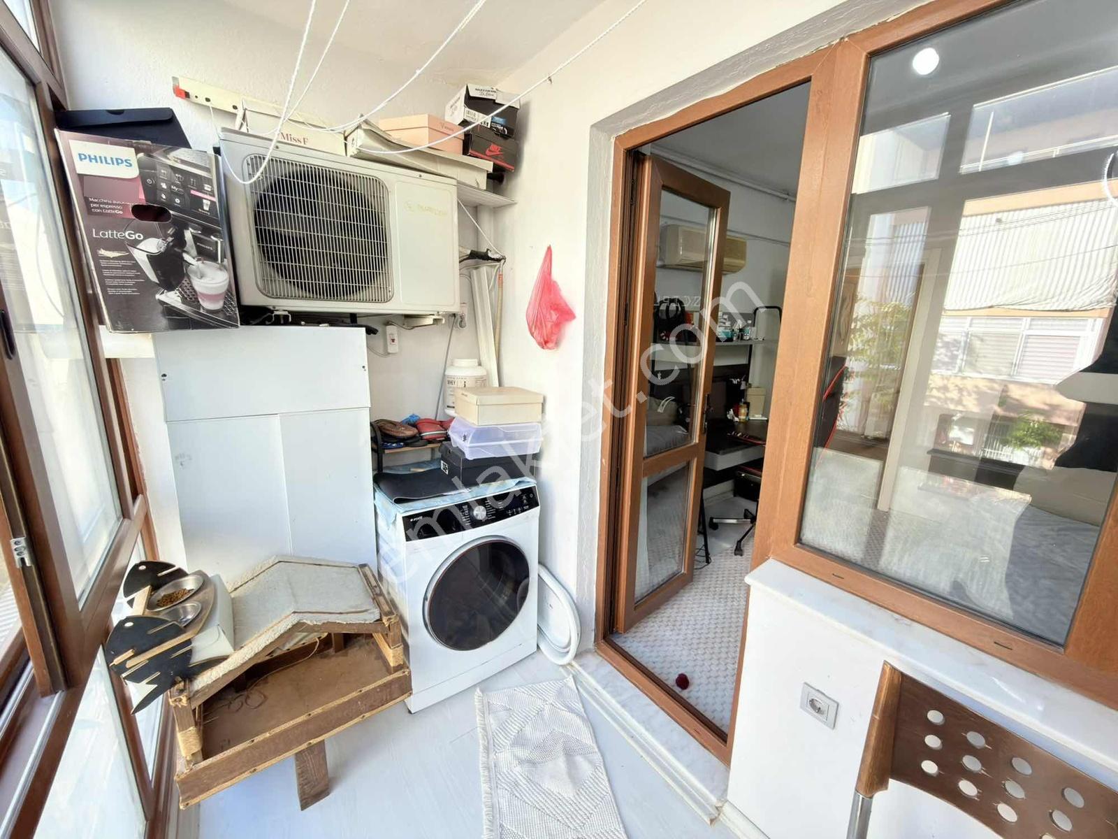 Buca Menderes Caddesi Üzeri 2+1 Lüx Ara Kat Çift Cephe Daire — fotoğraf 30