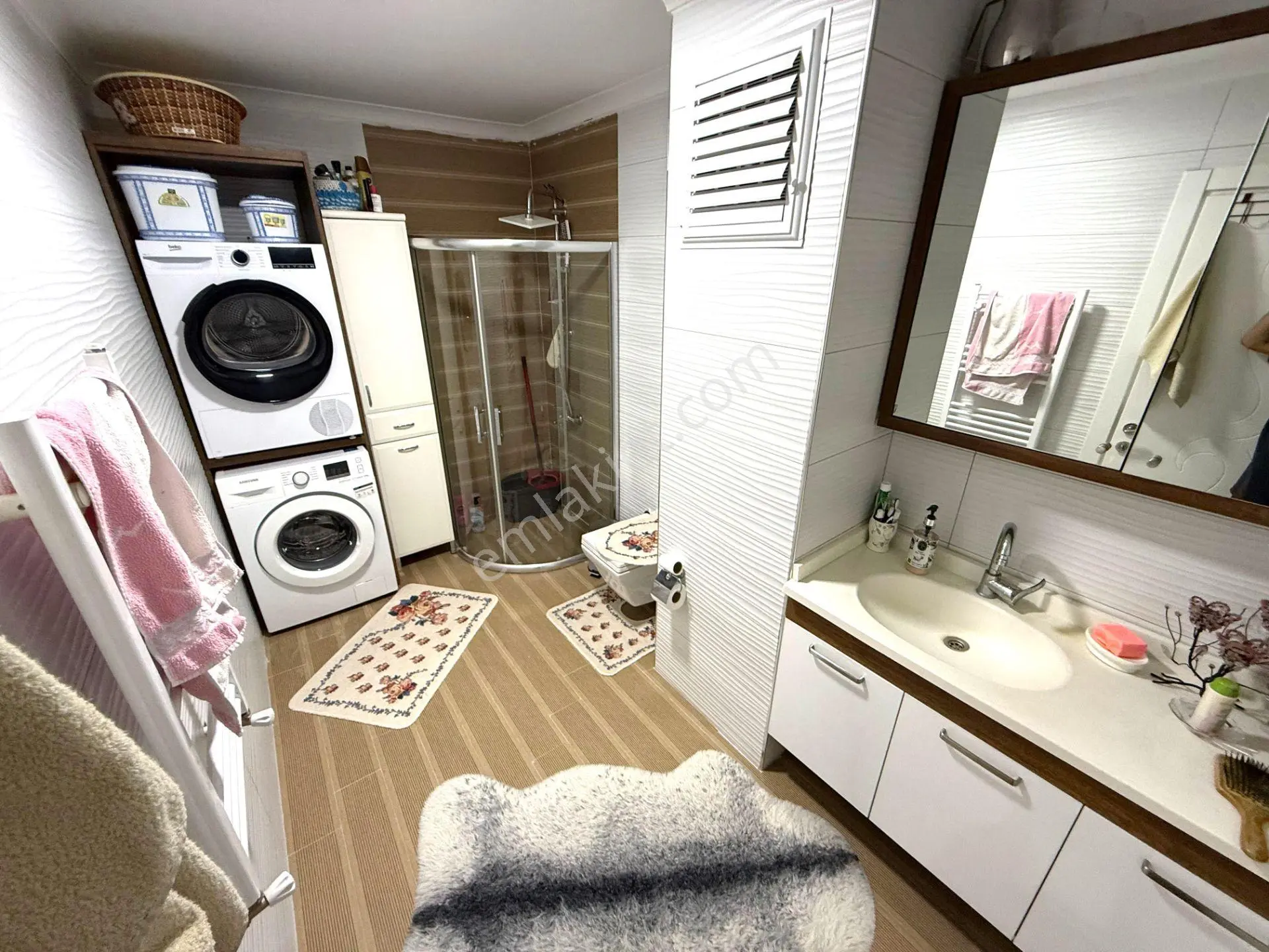 𝄞melodi'den Özellikle Akçay Merkez'de Ultralux Ev Arayanlara Ebv Banyolu Ön Cephe Arakat 2+1 Daire — fotoğraf 16